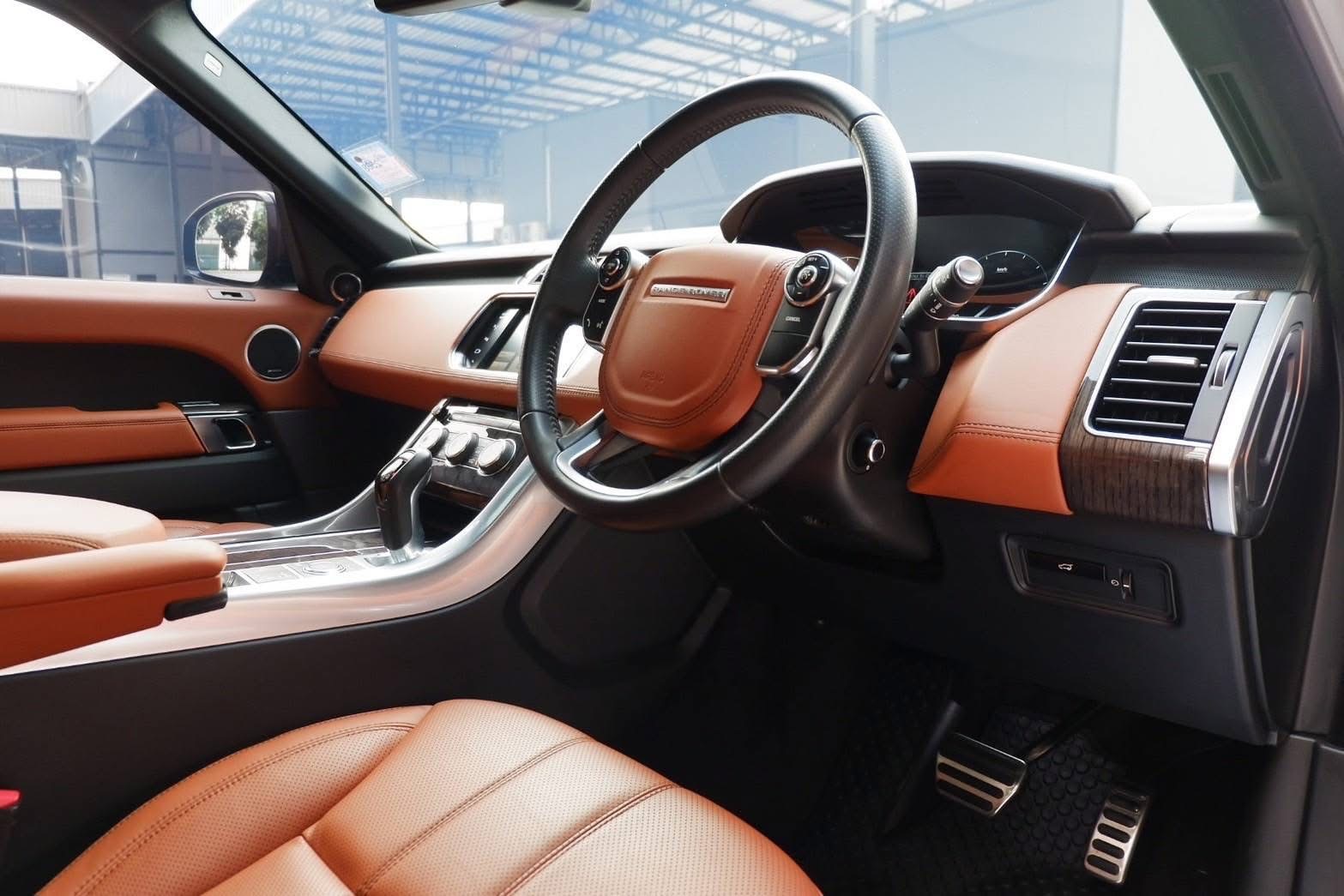 RANGEROVER SPORT 3.0 SDV6 HSE ปี 2014