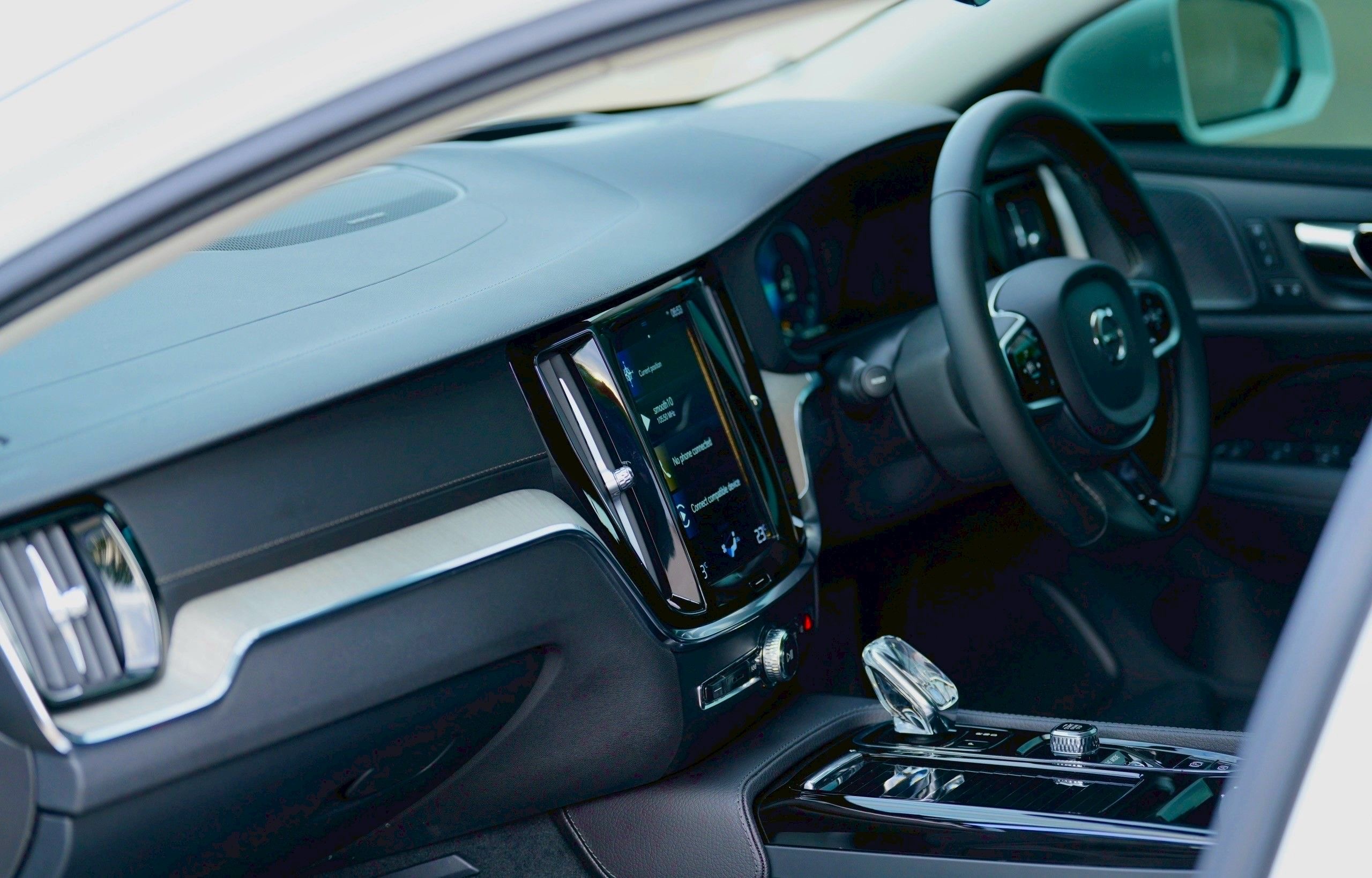 VOLVO V60 2.0 T8 Inscription ปี 2020