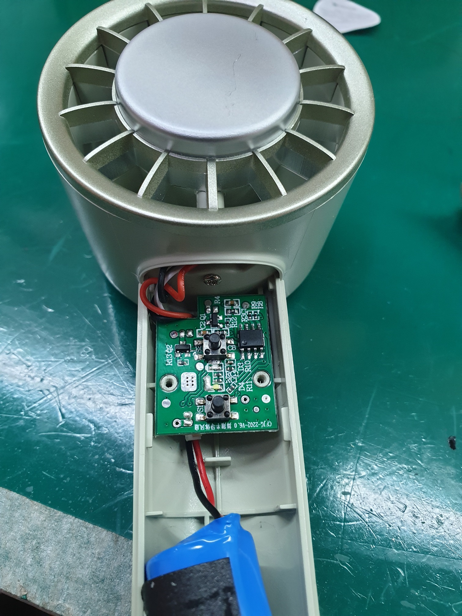 ซ่อมพัดลมมือถือแบบพกพา ยี่ห้อ STILLUSTER รุ่น ST-AF200 อาการชาร์จไฟไม่เข้า