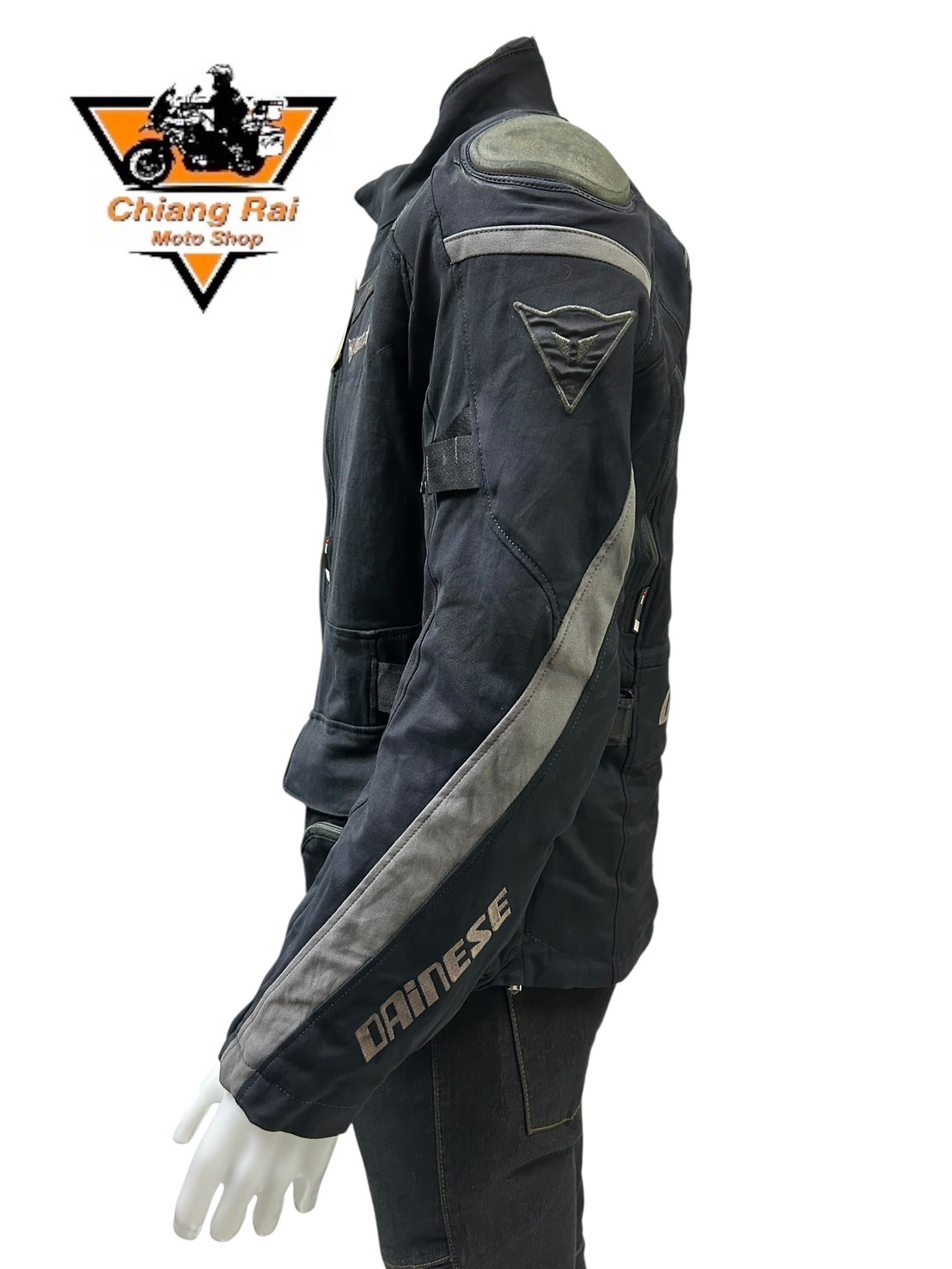 เสื้อขี่มอเตอร์ไซด์( มือสอง) RCTA 791 อก 44" ยาว 27 (M) **Dainese**