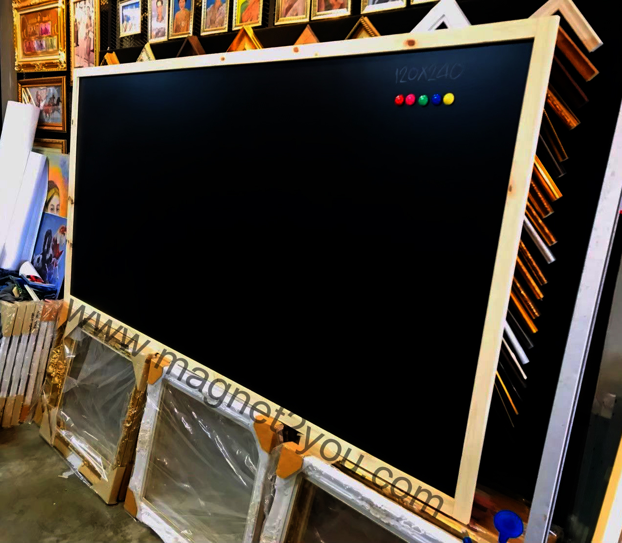 กระดานดำแม่เหล็ก 120x240 ติดผนัง (โครง 10 MM)กรอบไม้สนเลือกสีได้