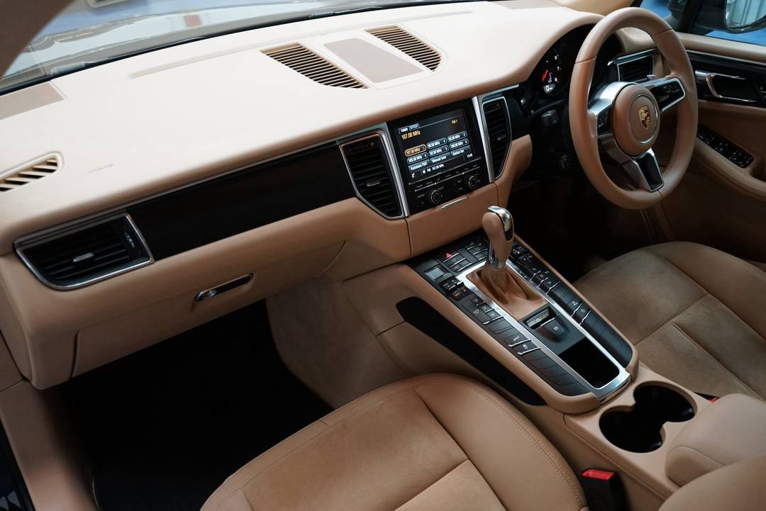 Porsche Macan 2.0 4WD ปี 2014