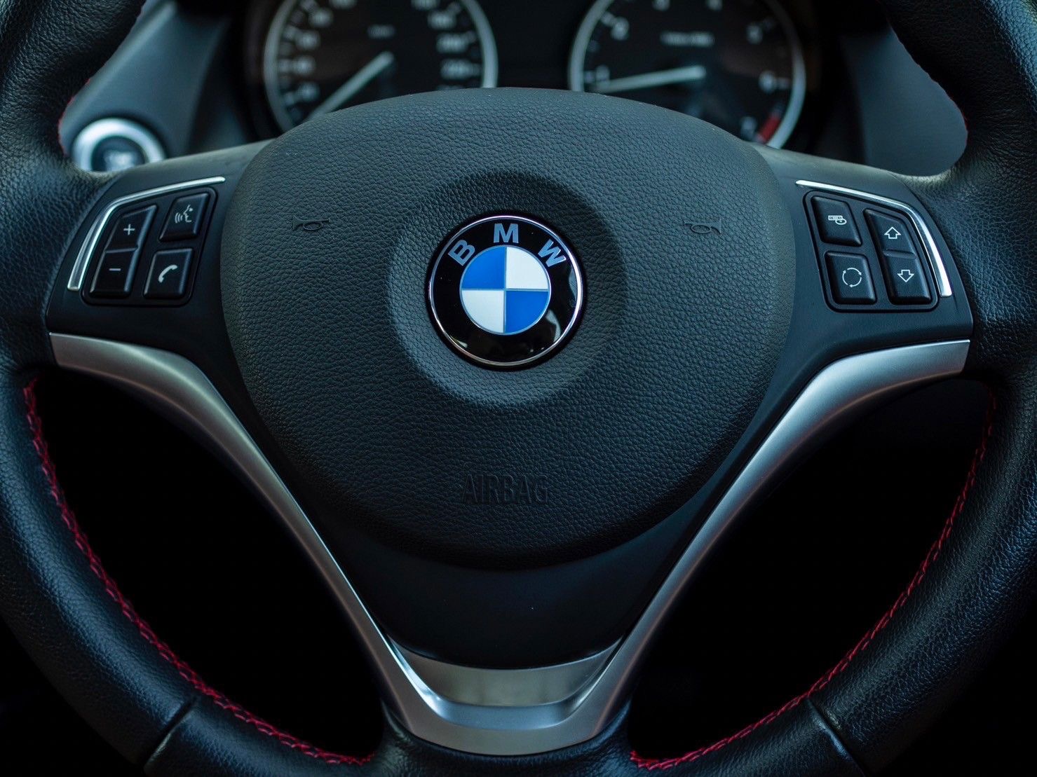 BMW X1 sDrive 18i SPORT (e84) ปี 2013