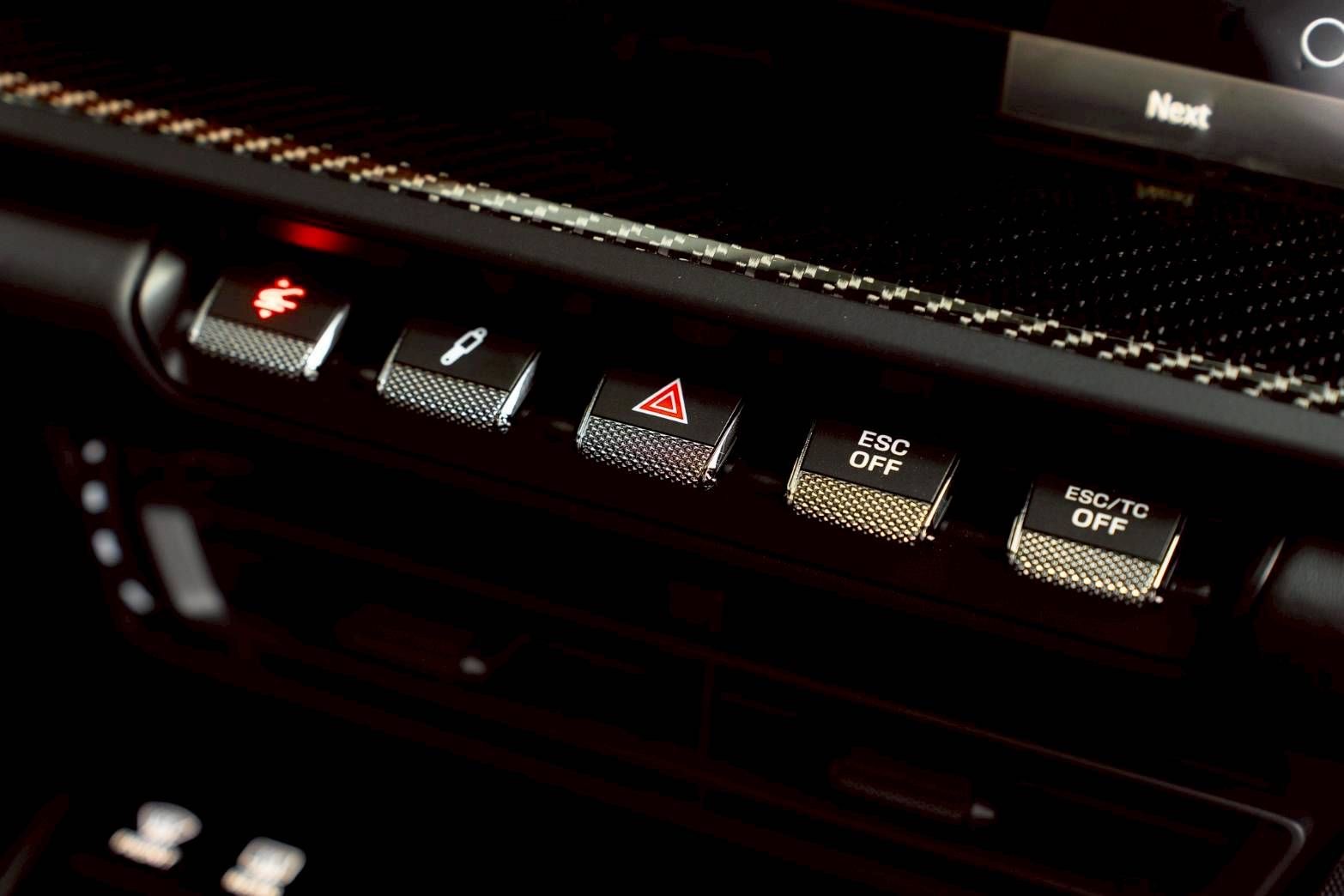 Porsche GT3 4.0 992 coupe MT (ป้ายแดง) ปี 2025