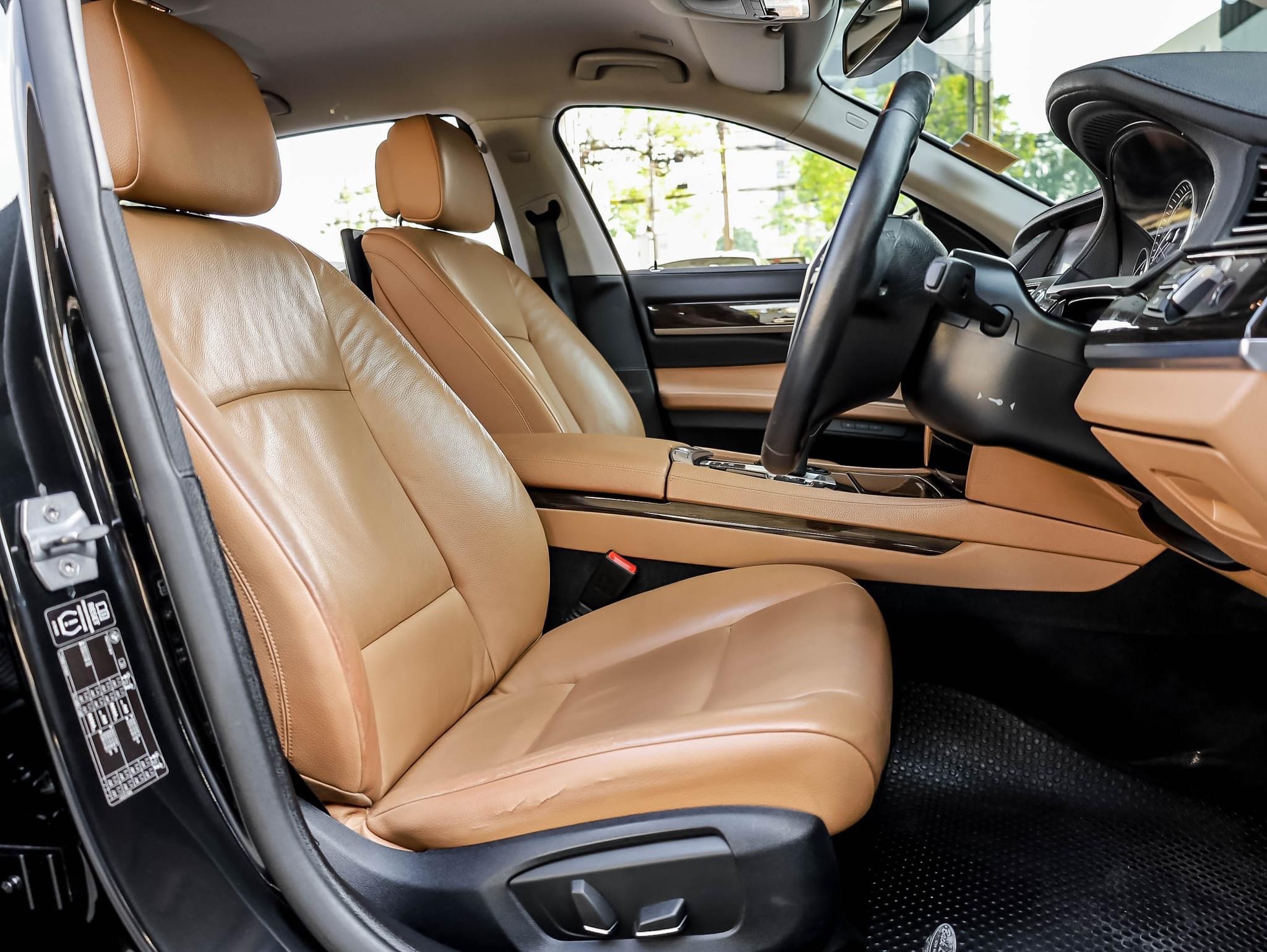 BMW 730LD Business ปี 2014