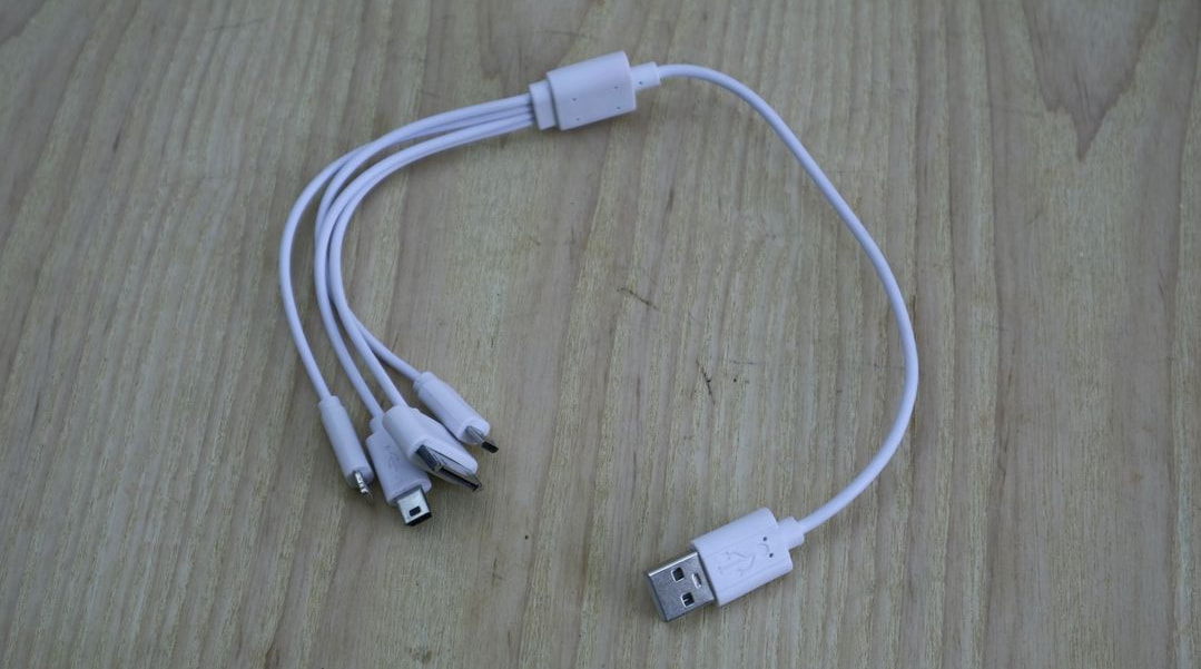 ชุดจั๊มสตาร์ทรถยนต์ O.M.Y 85800mAh