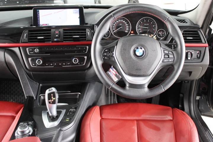 BMW 320i Sport 2.0 (F30) ปี 2013