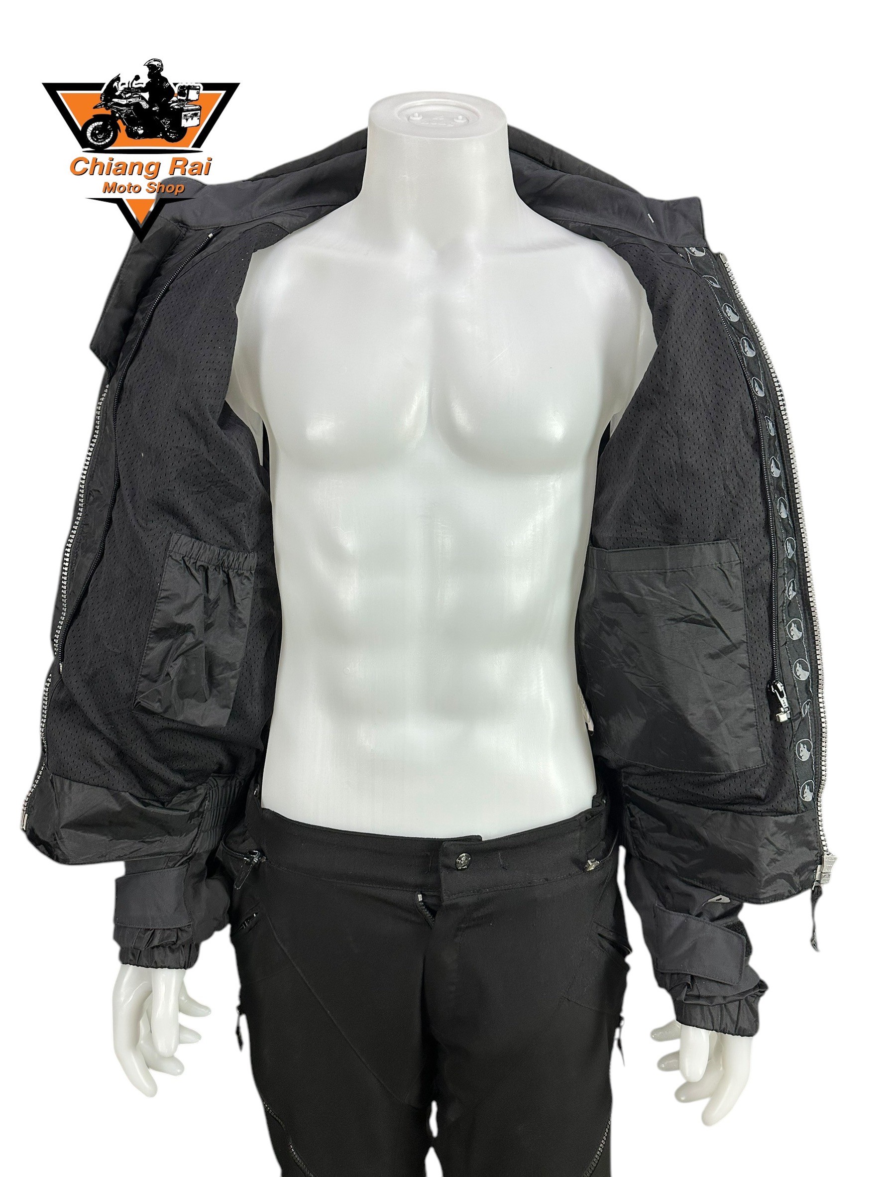 เสื้อขี่มอเตอร์ไซด์( มือสอง) CRSB 003 : อก 46" ยาว 26" (L) **BERING**