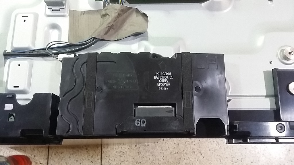 ซ่อมโทรทัศน์ LCD-TV ยี่ห้อ LG รุ่น 49UH600T อาการภาพซ้อน/ภาพเต้น