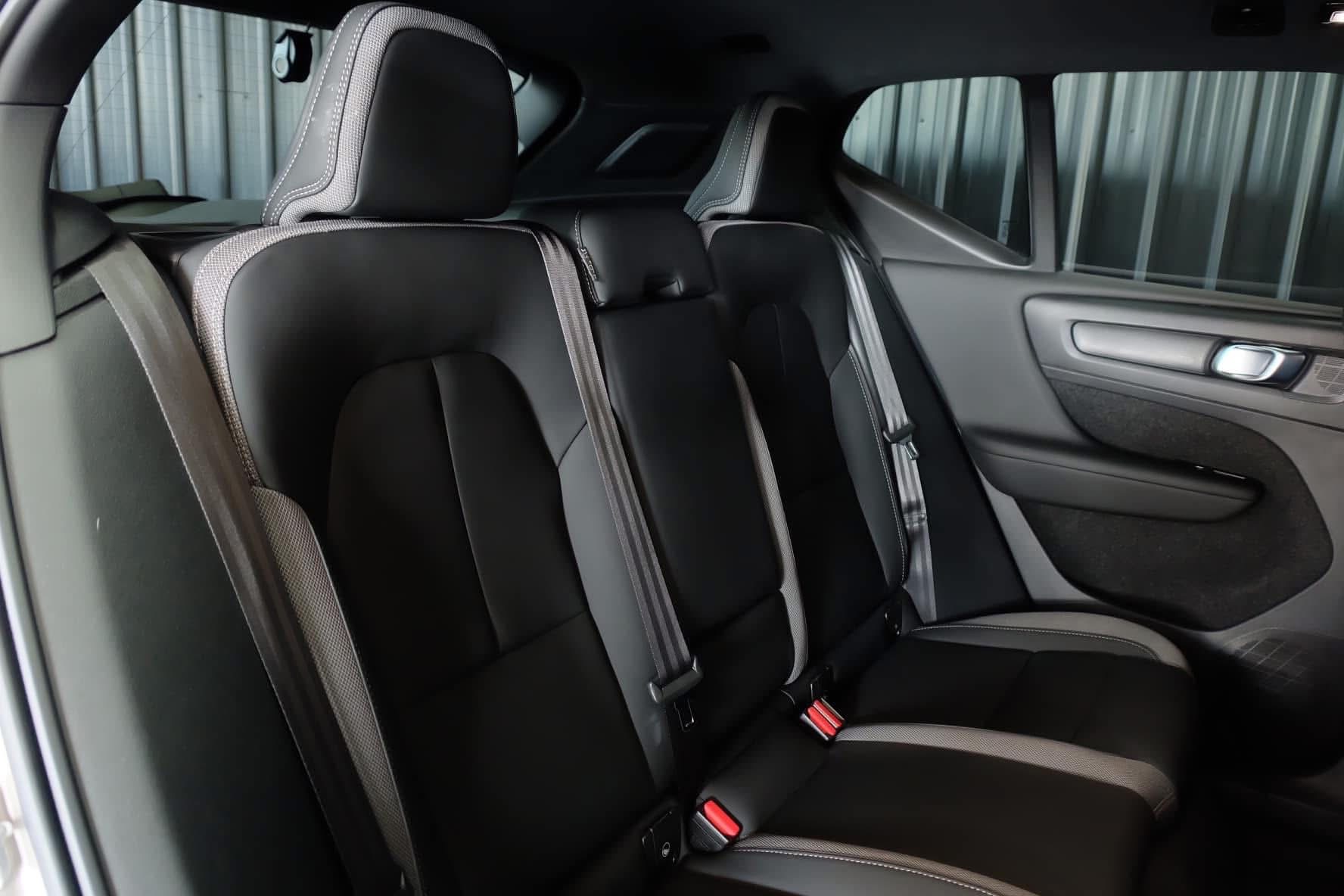 Volvo XC40 Pure Electric Twin Motor 4WD ( MNC ) ปี 2023