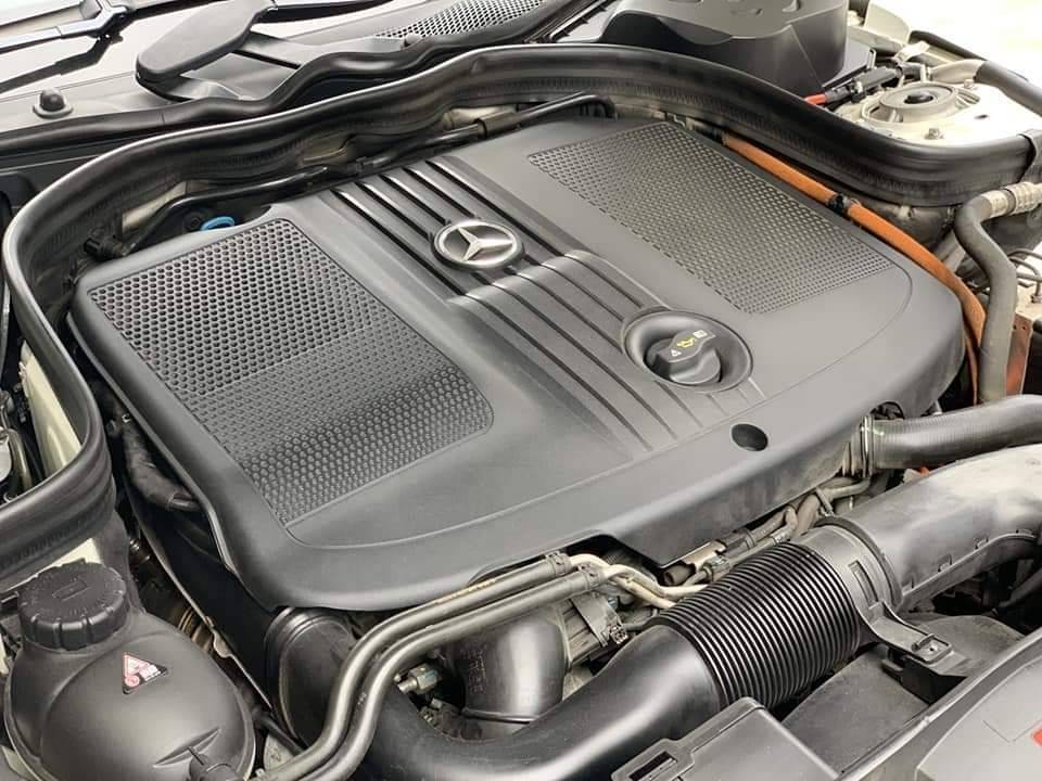 Mercedes-Benz E300 Bluetec Hybrid ปี 2013