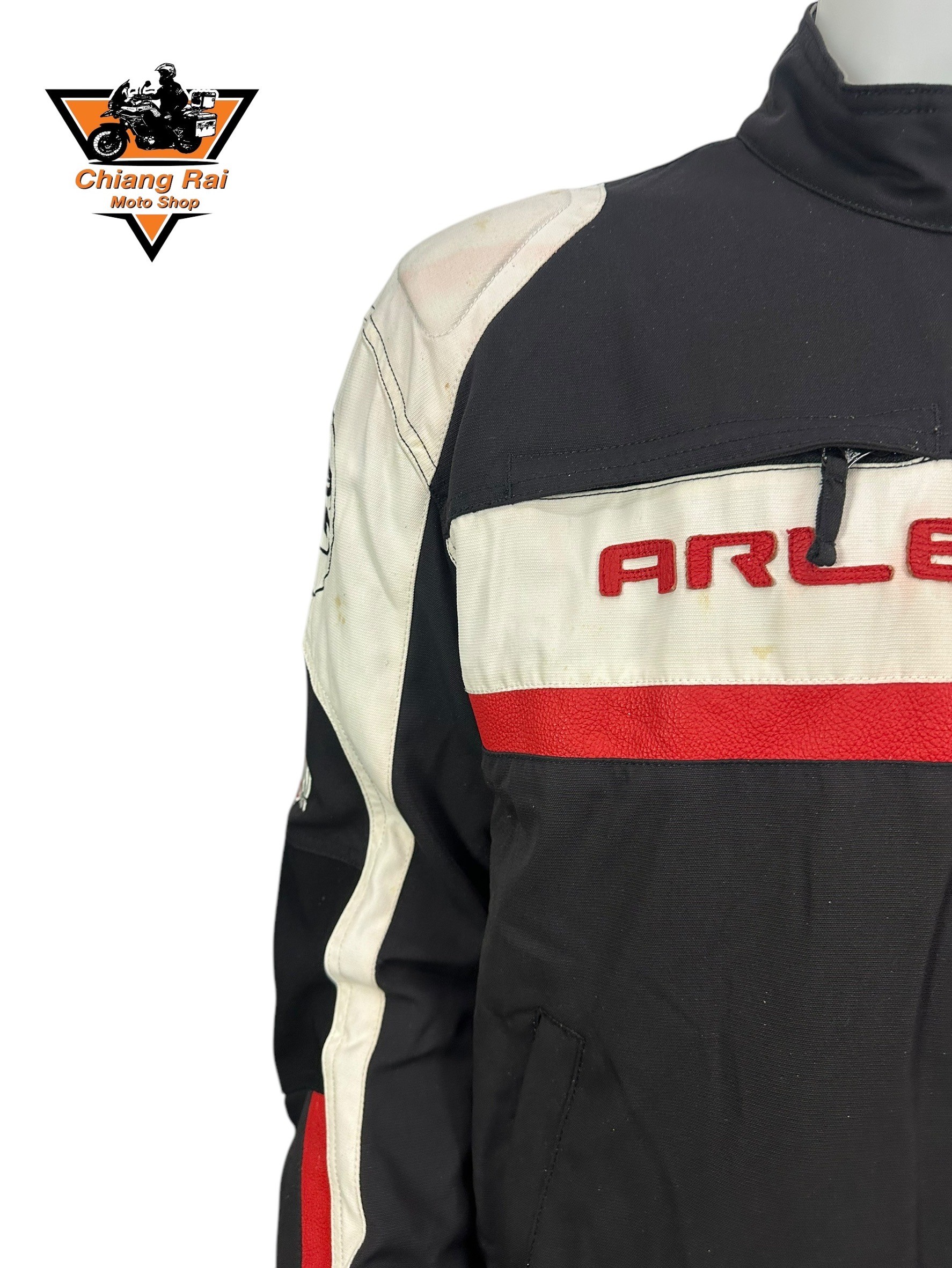 เสื้อขี่มอเตอร์ไซด์( มือสอง) RCSA 982 : อก 48" ยาว 25" (L) **Arlenness**