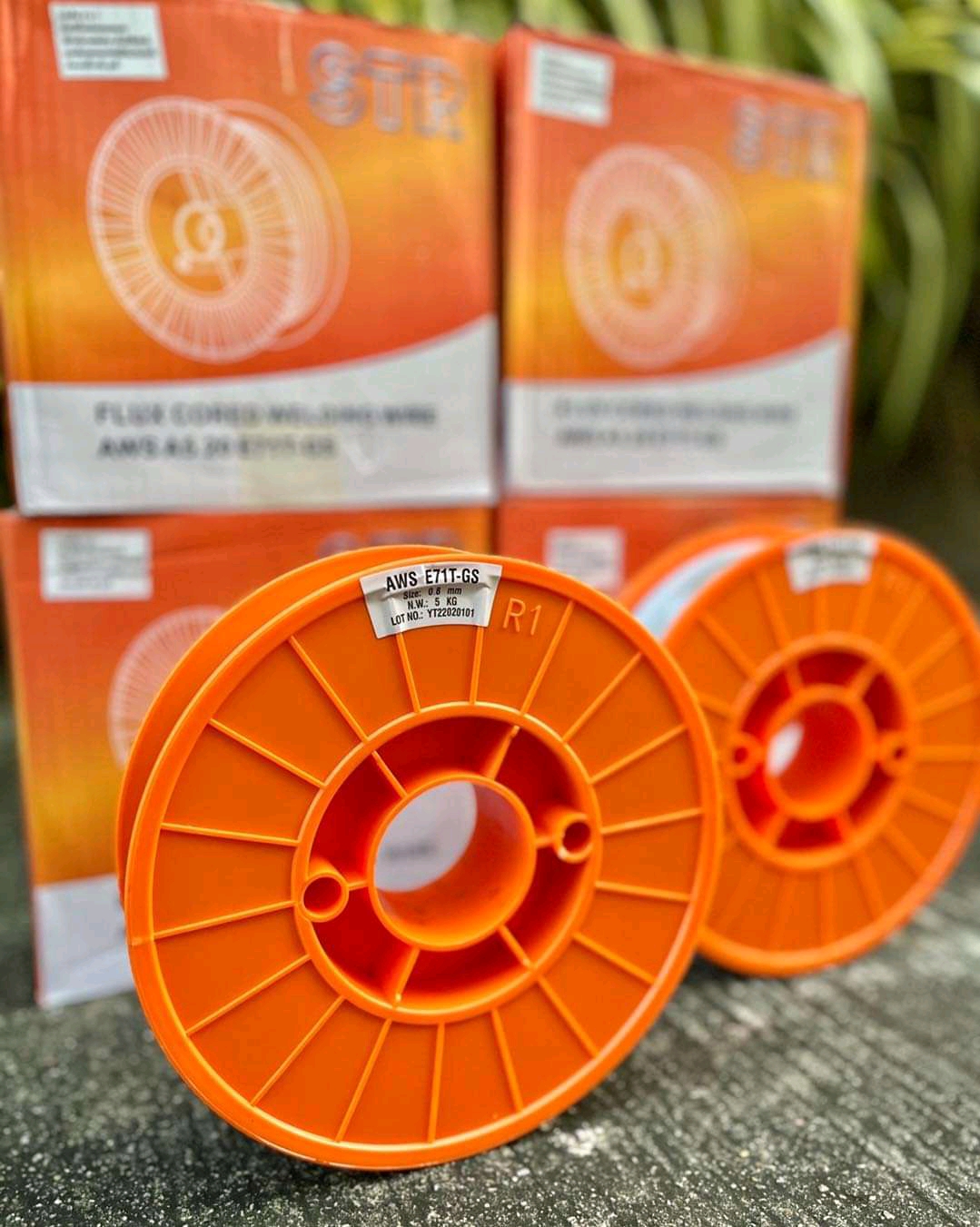 ลวดฟลักคอร์ ยี่ห้อ STR 2in1 ขนาด 5 โล มีขนาดให้เลือก 0.8 มิล และ 1 มิล