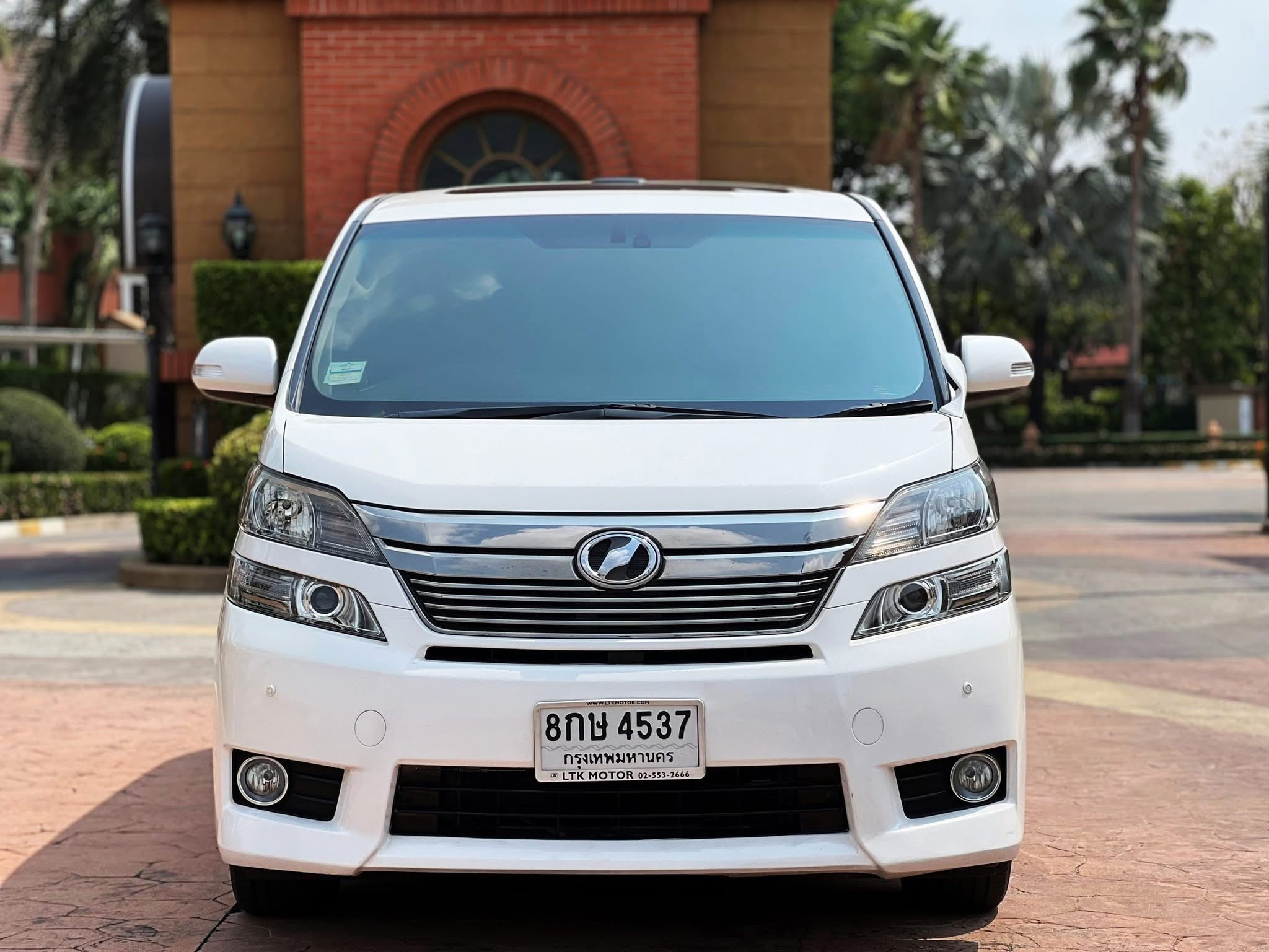 TOYOTA VELLFIRE 2.4 V ปี 2013