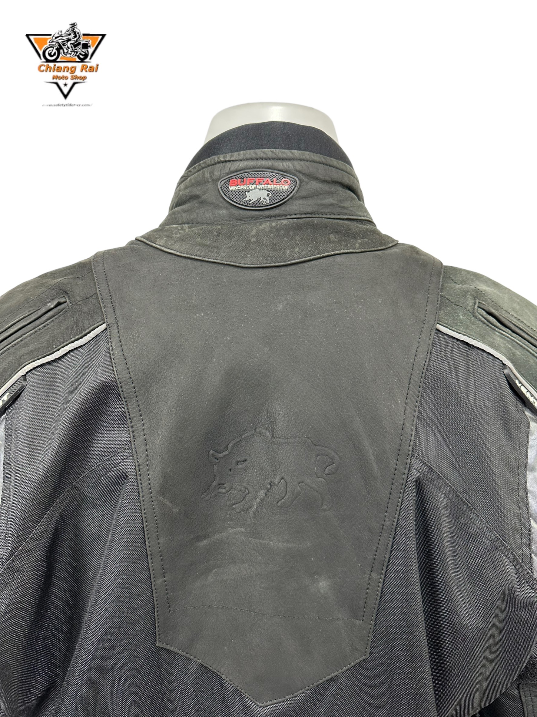 เสื้อขี่มอเตอร์ไซด์( มือสอง) RCTA 511: อก 52" ยาว 30" (XL) **BUFFALO**
