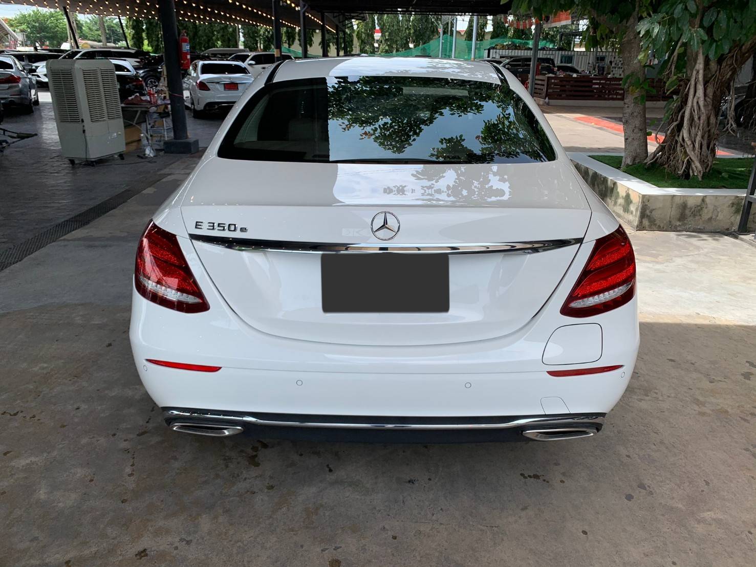 Mercedes Benz E350e Exclusive ปี 2017