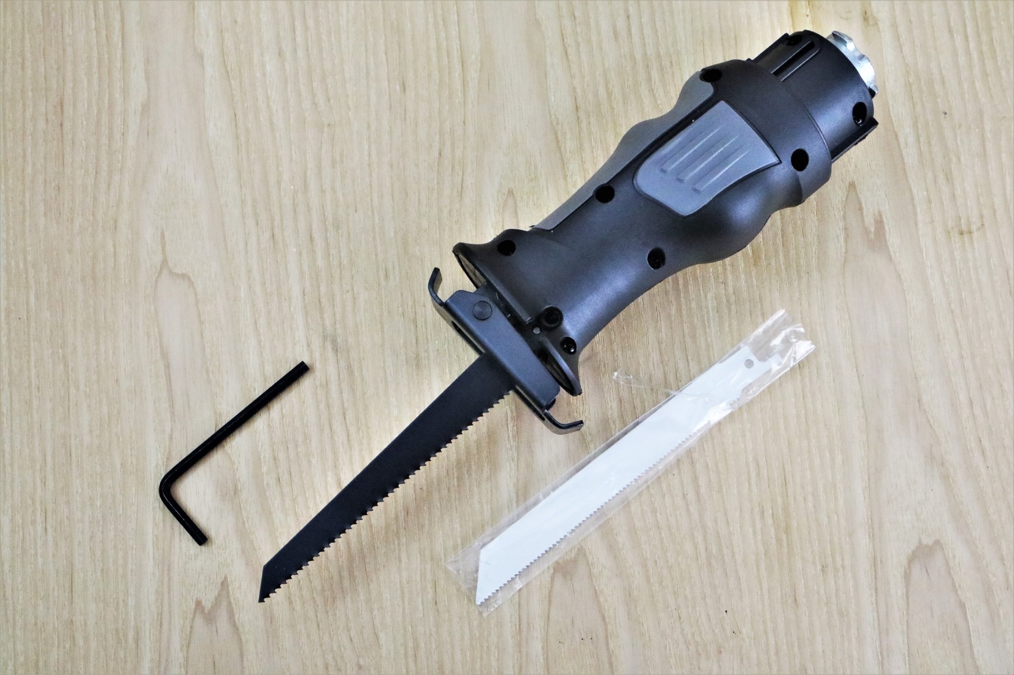 IMAX สว่านไร้สายเปลี่ยนหัวได้ IMAX