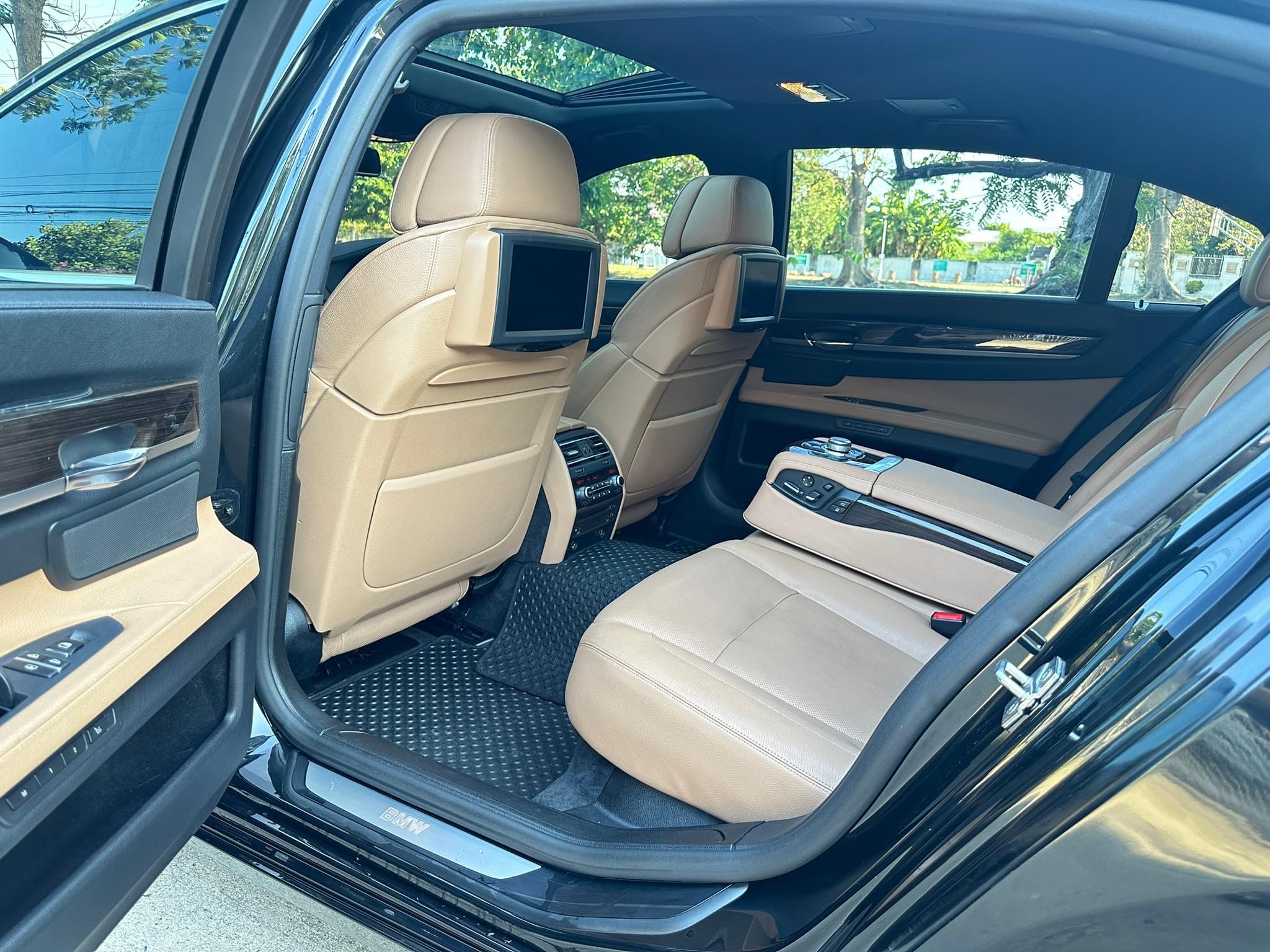 Bmw series740 Li ปี2012