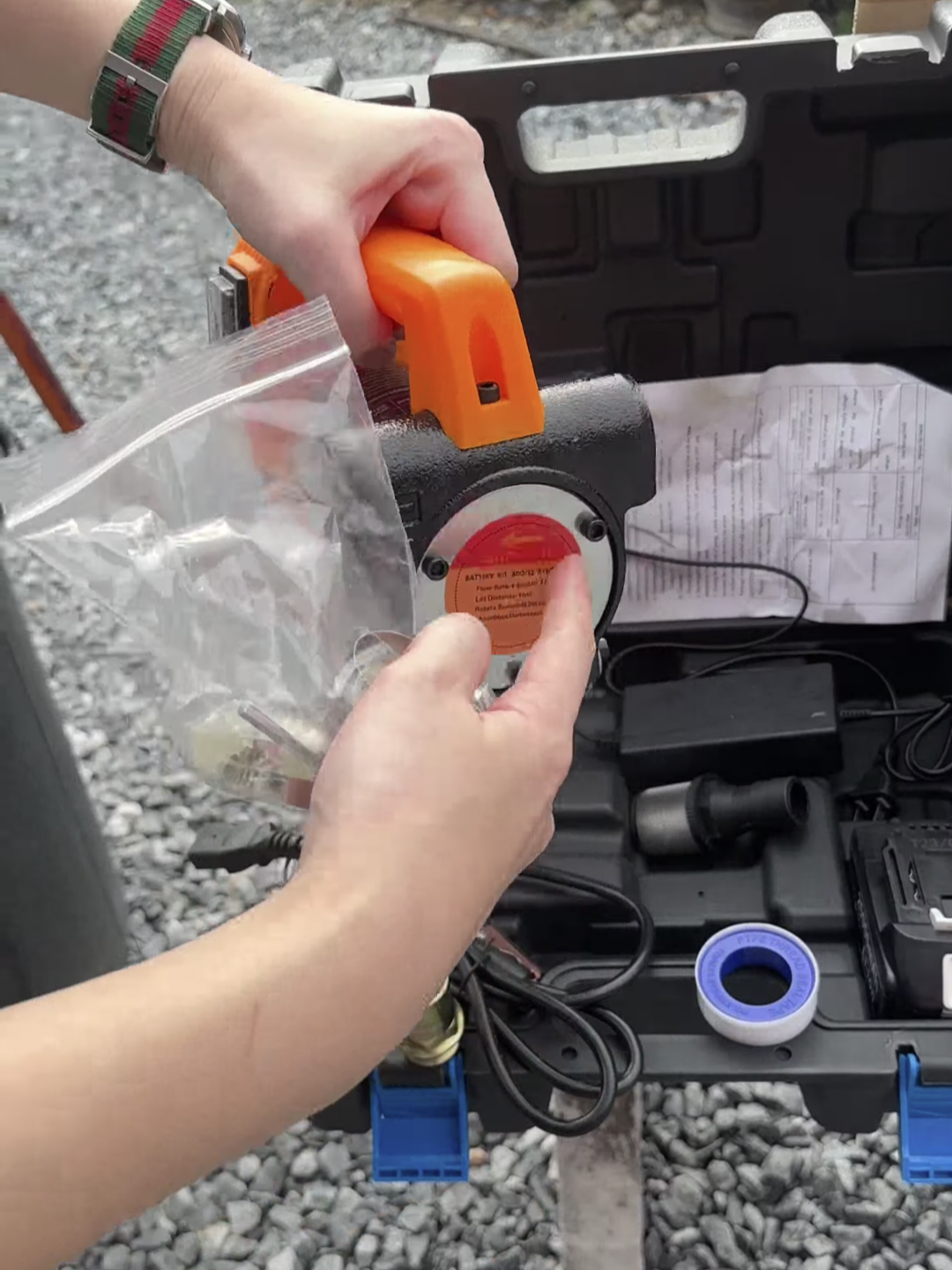 ปั๊มน้ำมันไร้สาย 2 in1 ONSEN 24V