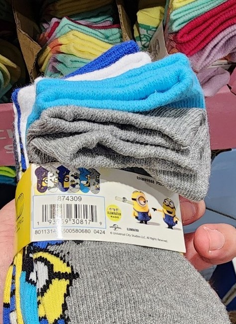 Set ถุงเท้า Minnions socks มินเนี่ยน ของแท้จากญี่ปุ่น 1 แพ๊ค มี 6 คู่ นุ่ม หนา ใส่สบาย ระบายอากาศดี ยืดหนุ่น สบายๆ Size : 14-18 cm Age 3-5