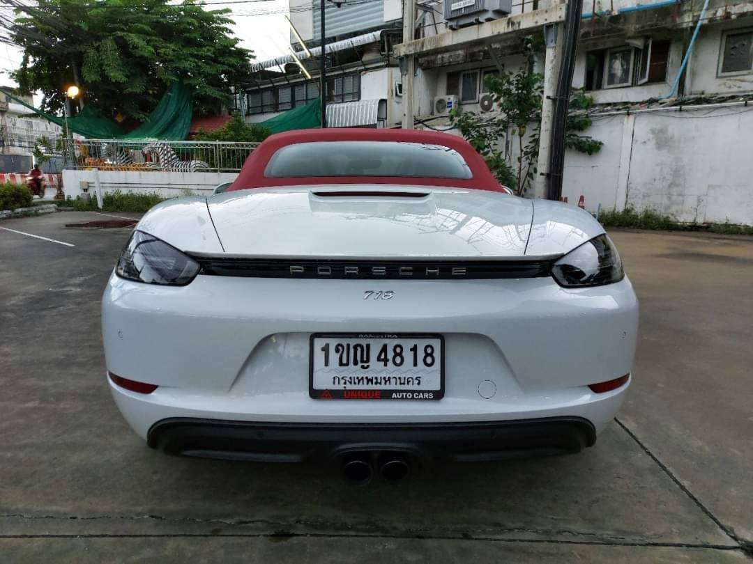 Porsche Boxster 718 ปี 2018