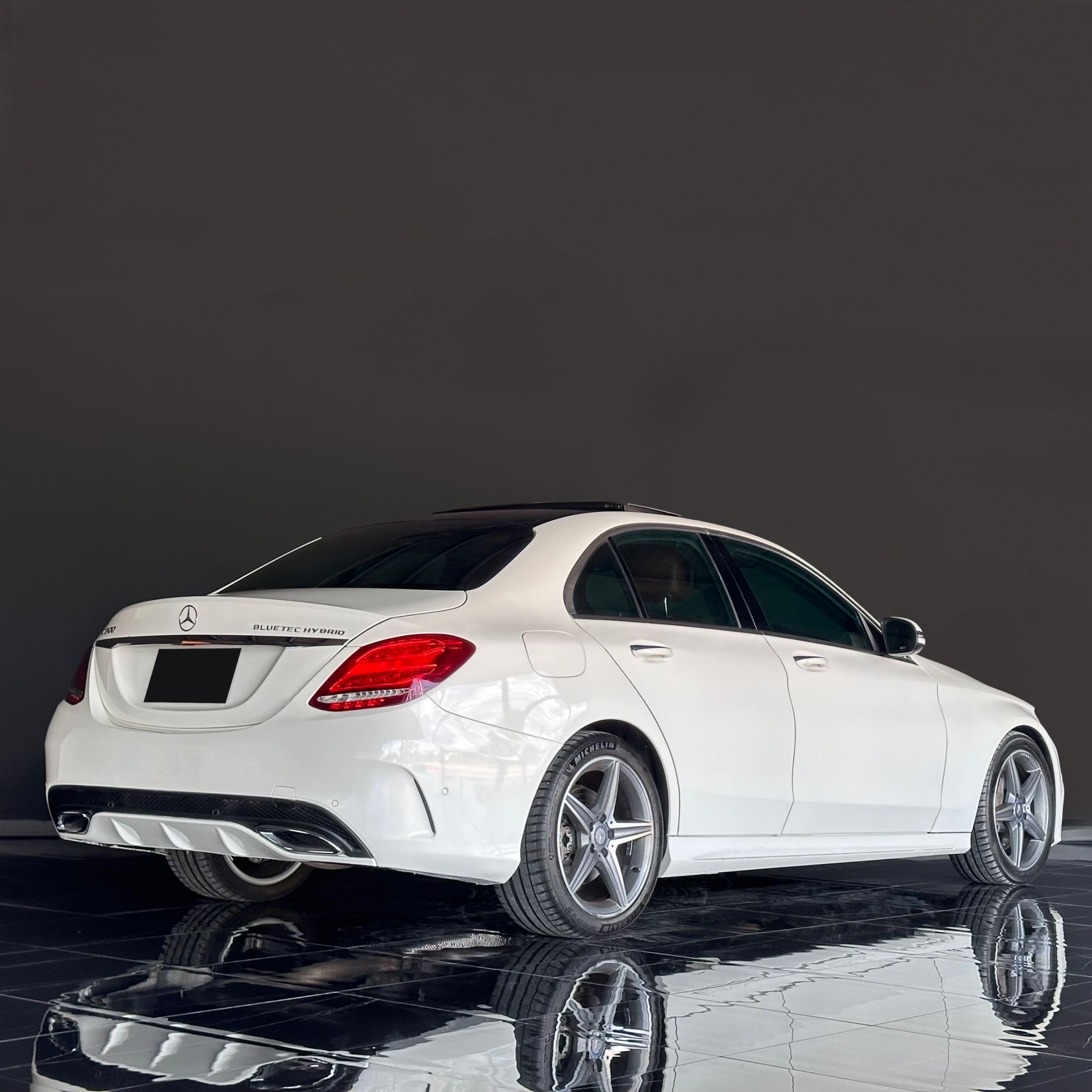 Mercedes Benz C300 Bluetec hybrid AMG Dynamic ปี 2015