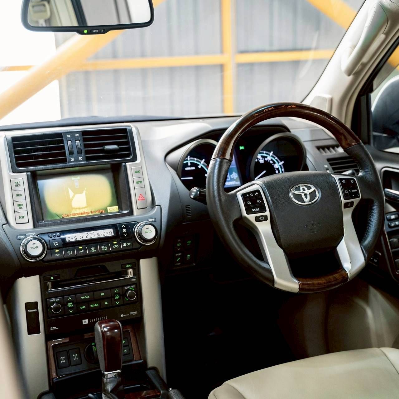 Toyota Landcruiser Prado ปี 2010