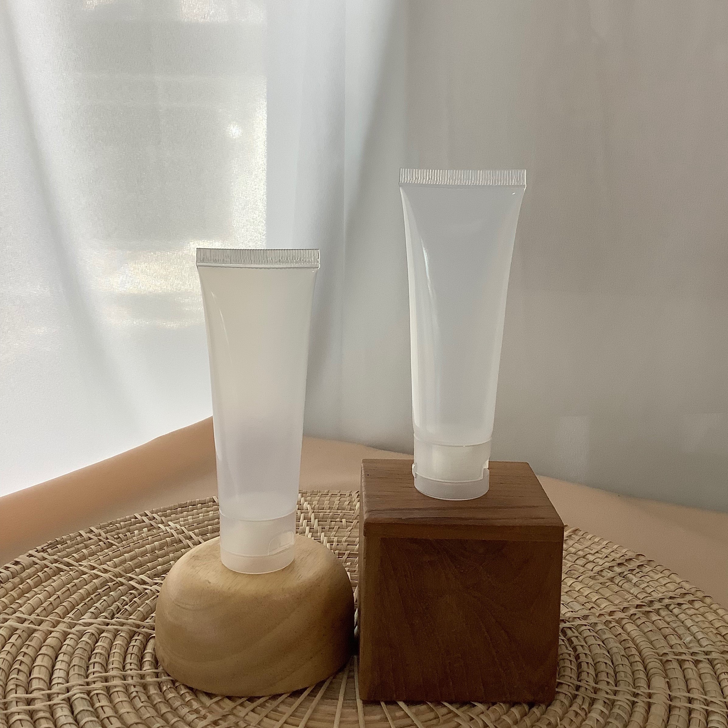 (กล่องละ50ใบ)หลอดเจลใส 50ml รุ่นมูจิ /รุ่น คลาสสิค