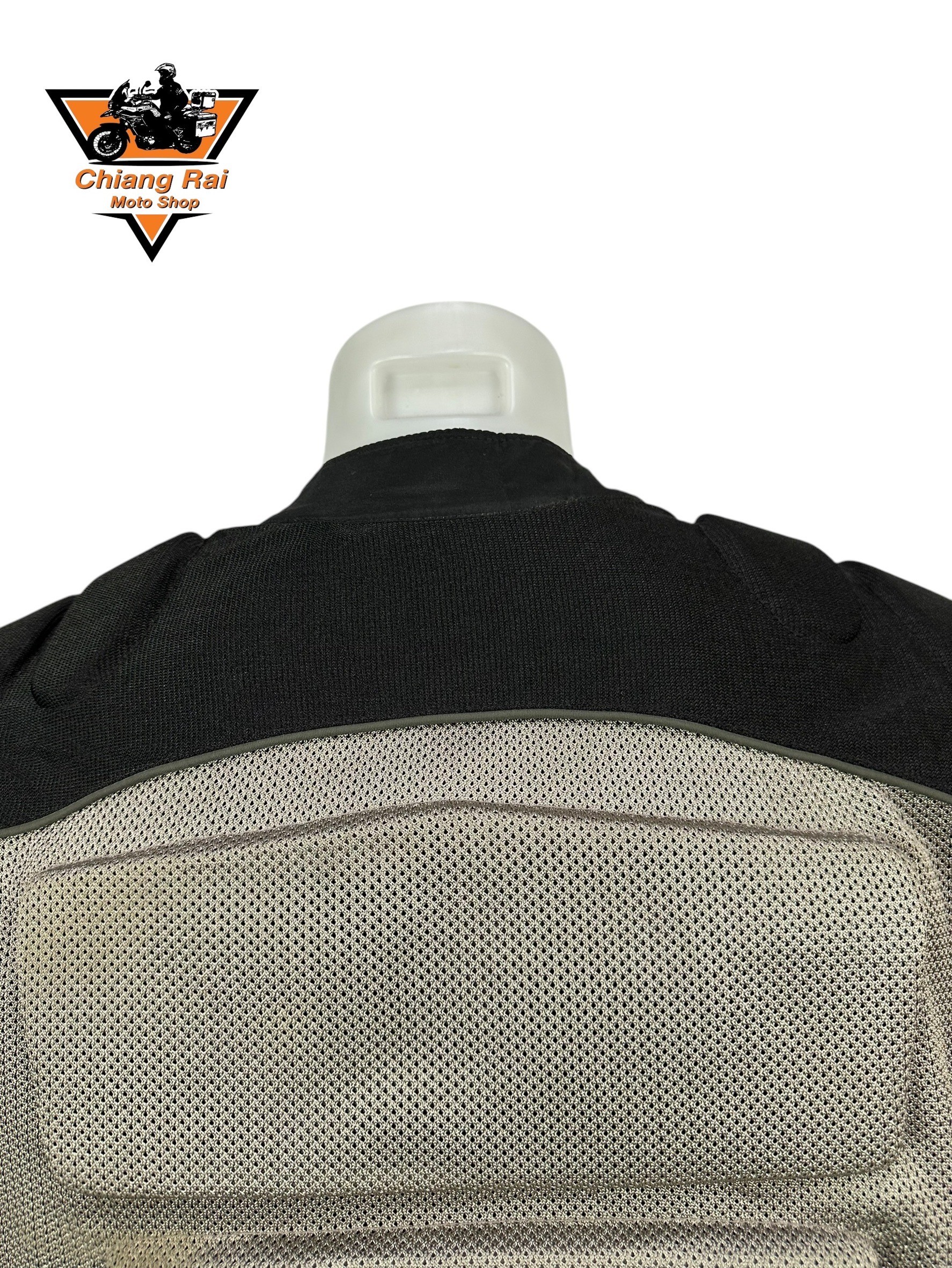 เสื้อขี่มอเตอร์ไซด์( มือสอง) RCSA 989 : อก 46-48" ยาว 25" (L) **motoboss**