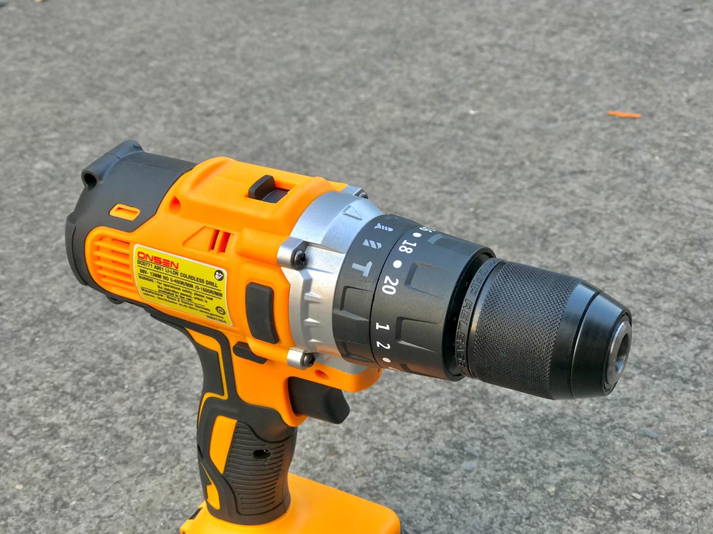 สว่านแบตกระแทก 3 ระบบ ยี่ห้อ Onsen รุ่น 209V