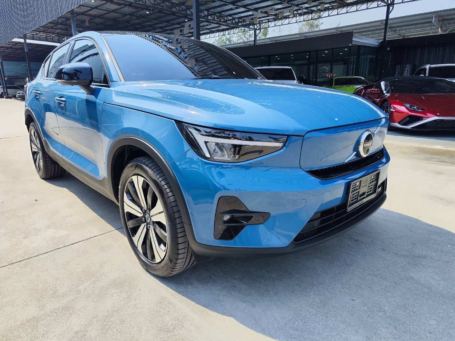 Volvo C40 TwinMotor pure electric SUV Topสุด ปี 2024 (ยังไม่จดทะเบียน)