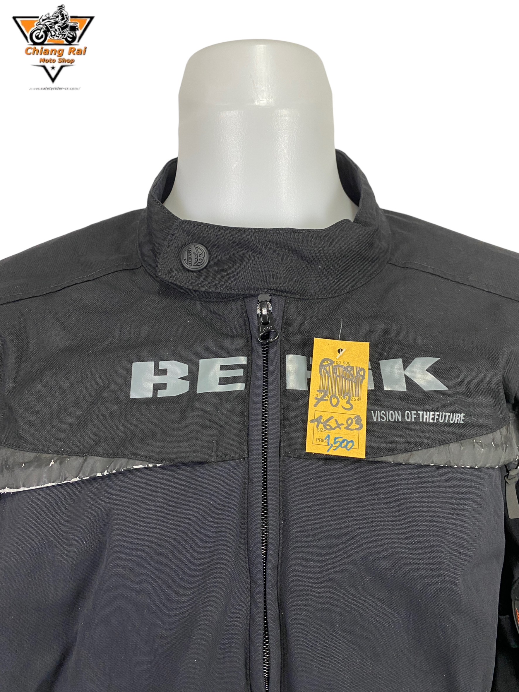 เสื้อขี่มอเตอร์ไซด์( มือสอง) RCSA 703: อก 46" ยาว 23" (L)**BERIK**