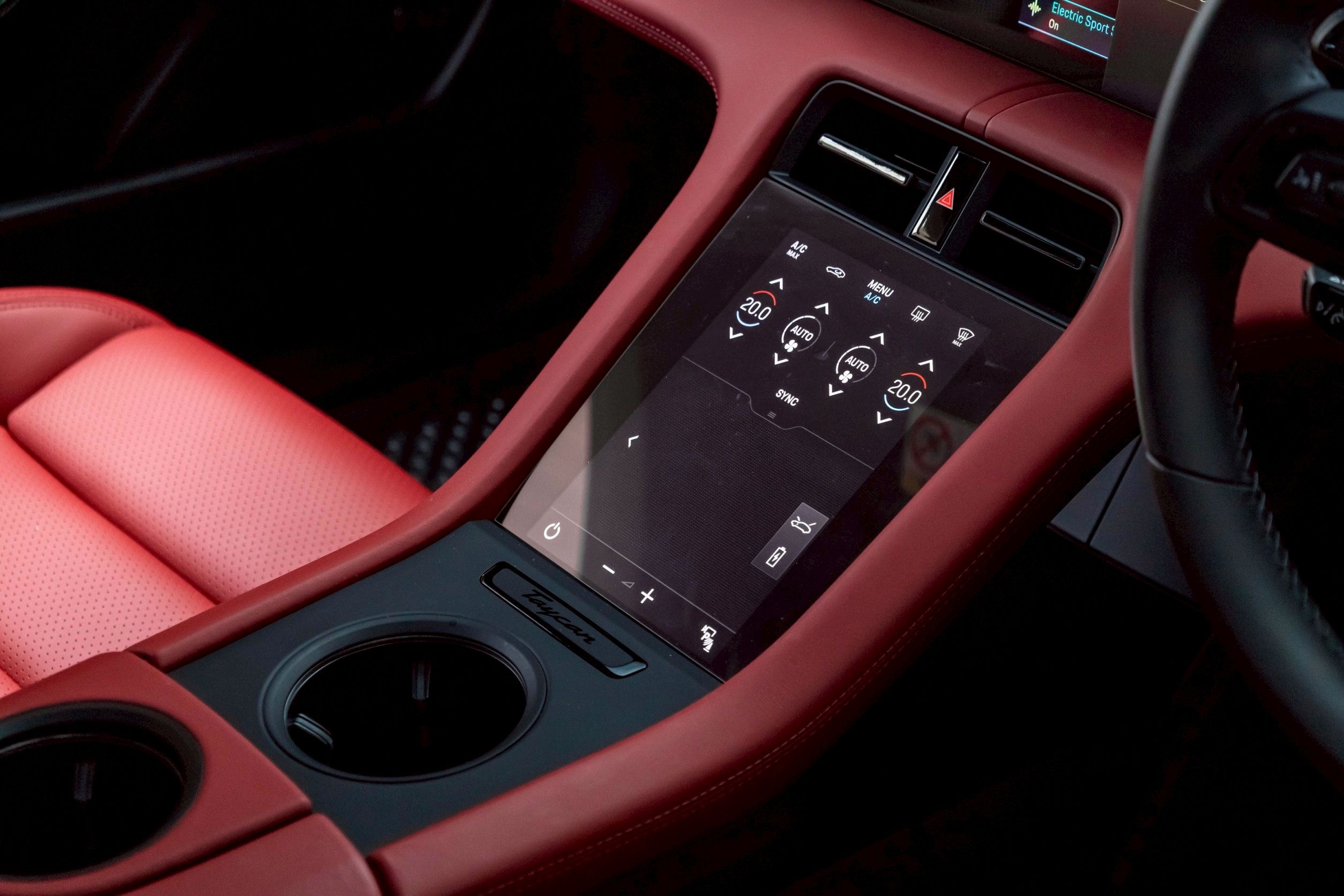 Porsche Taycan Crayon ปี 2023