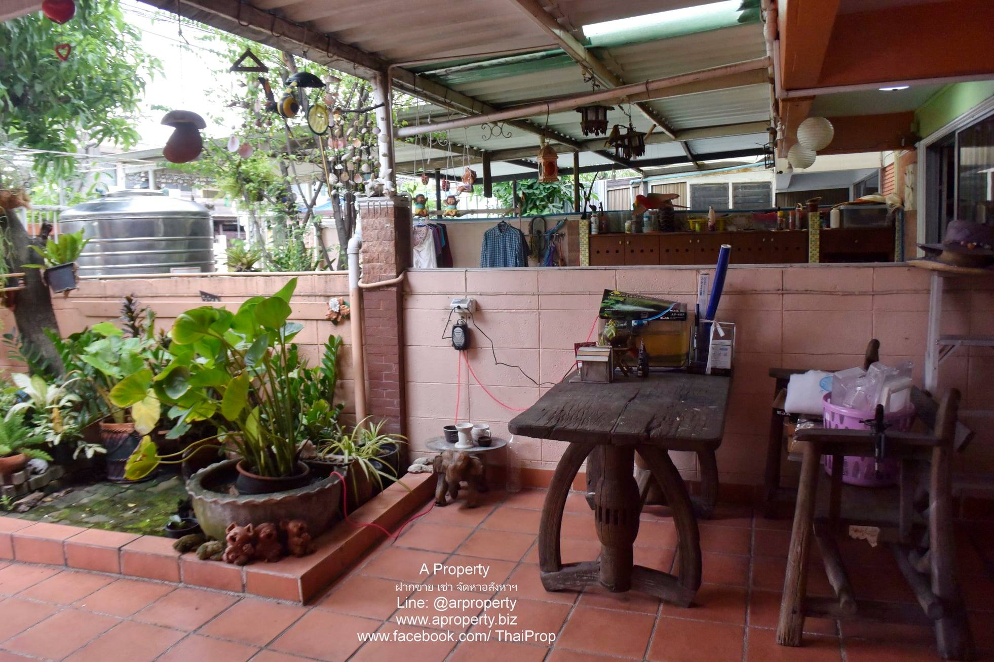 ให้เช่า ทาวน์เฮาส์แจ้งวัฒนะ 28 บรรยากาศร่มรื่น ( ห้ามเลี้ยงสัตว์ )