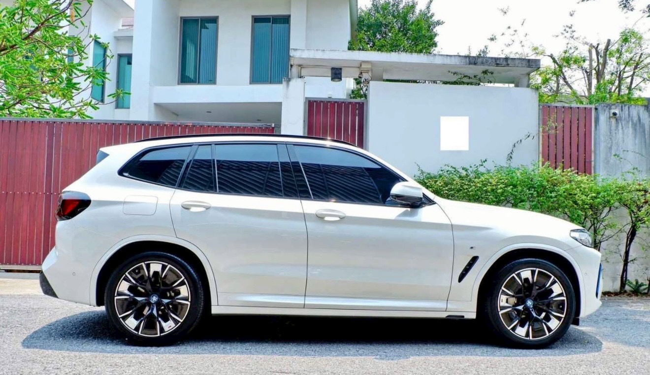 BMW i X3 EV M SPORT G08 ไฟฟ้าล้วน ปี 2022