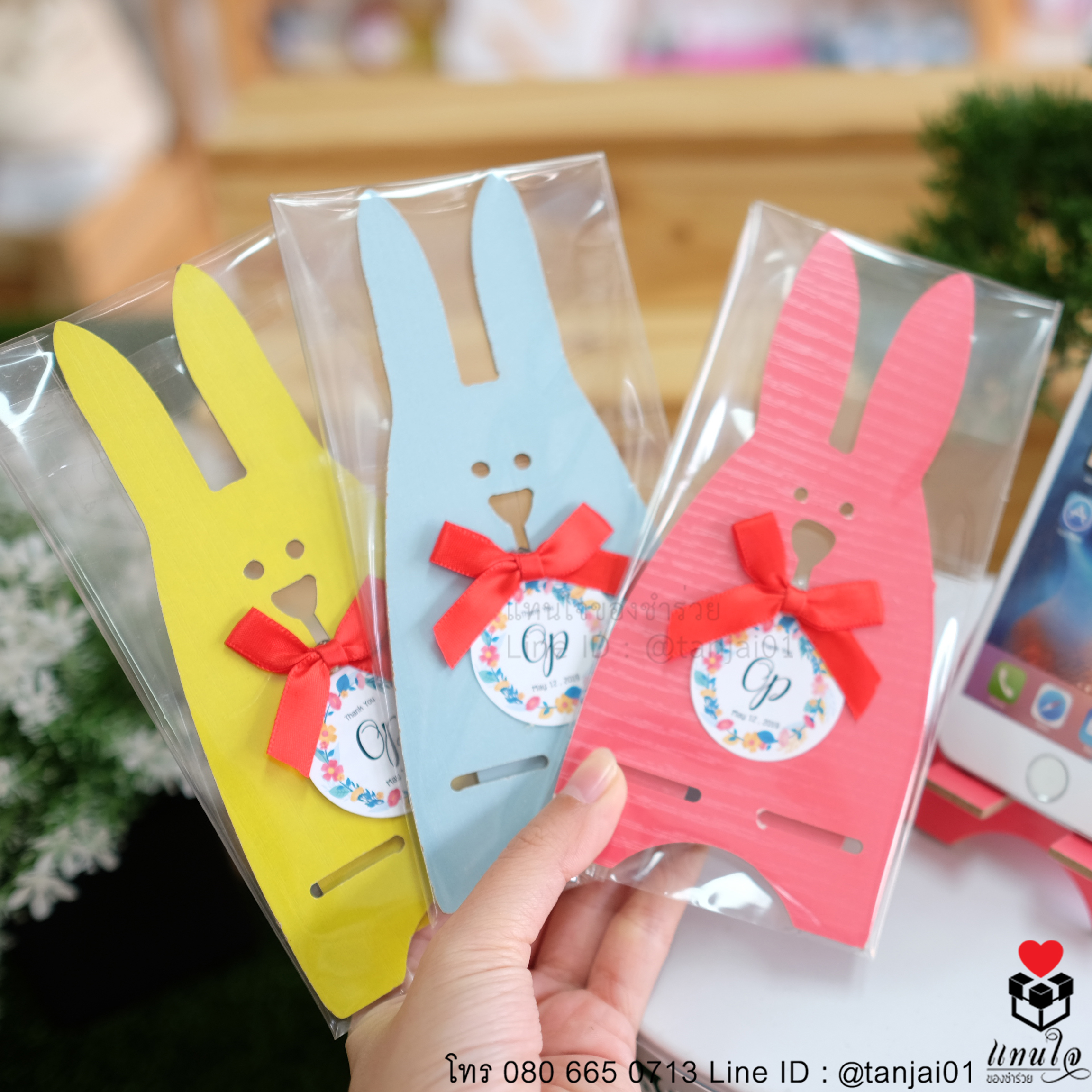 ของชำร่วยงานแต่ง ของชำร่วยน่ารัก ของชำร่วยราคาถูก ของชำร่วยที่วางโทรศัพท์ไม้รูปกระต่าย 05