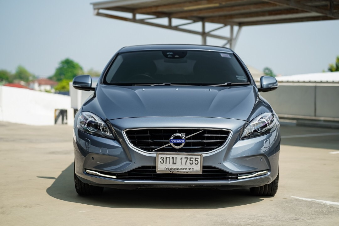 VOLVO V40 T5 S ปี 2014