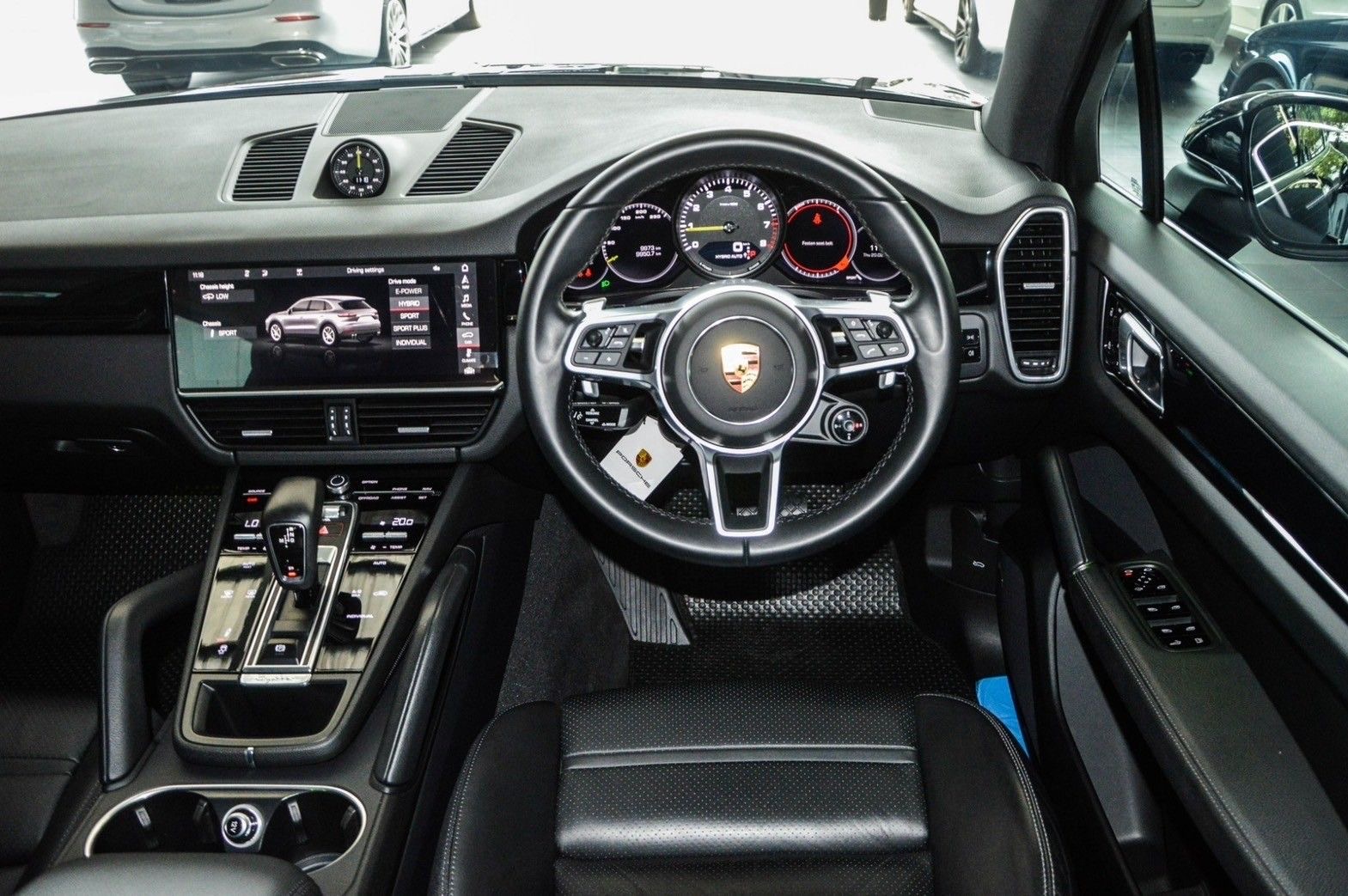 Porsche Cayenne 3.0 e-Hybrid ปี 2021