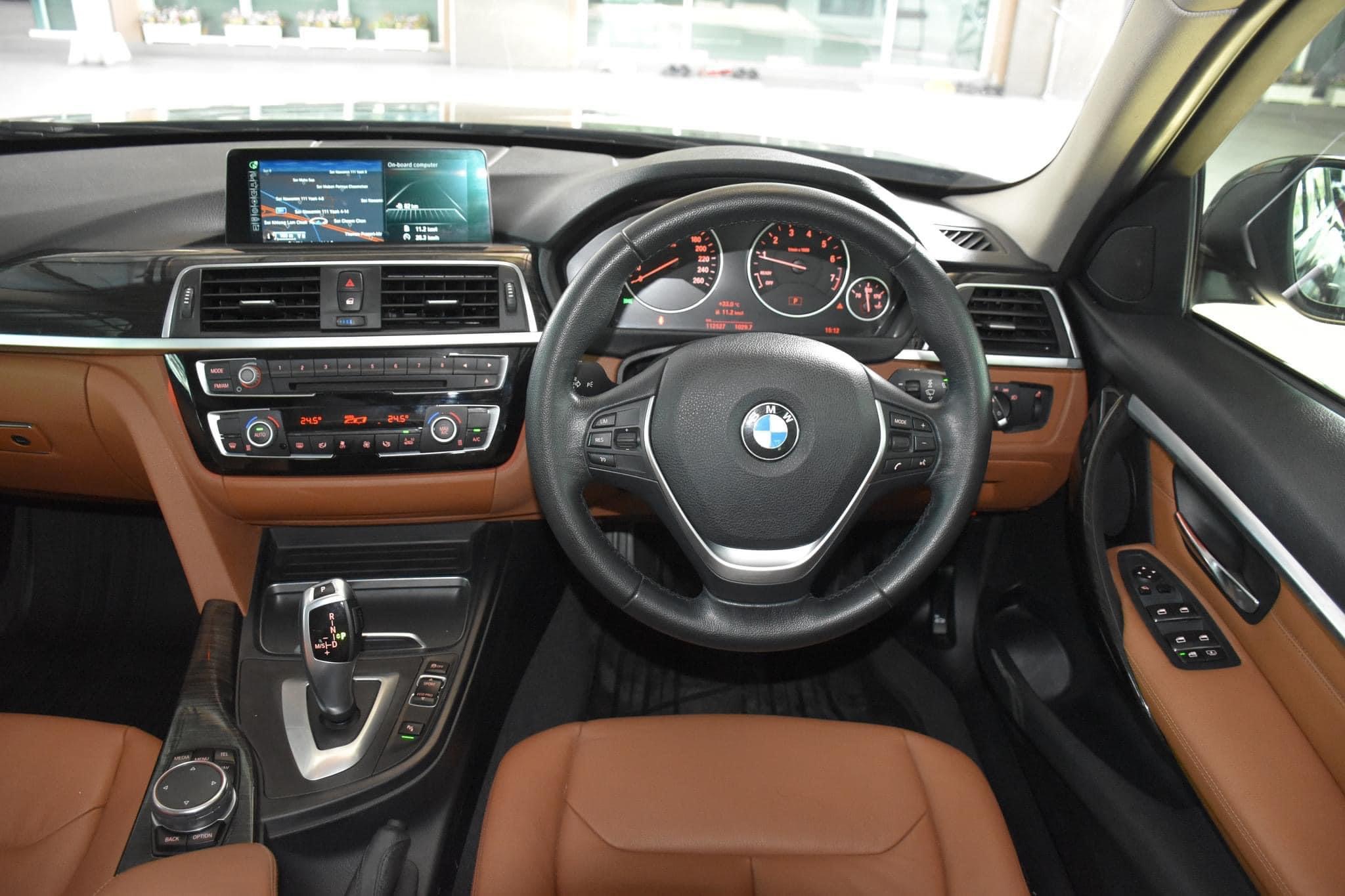 BMW F30 320i LuxuryLine ปี 2016