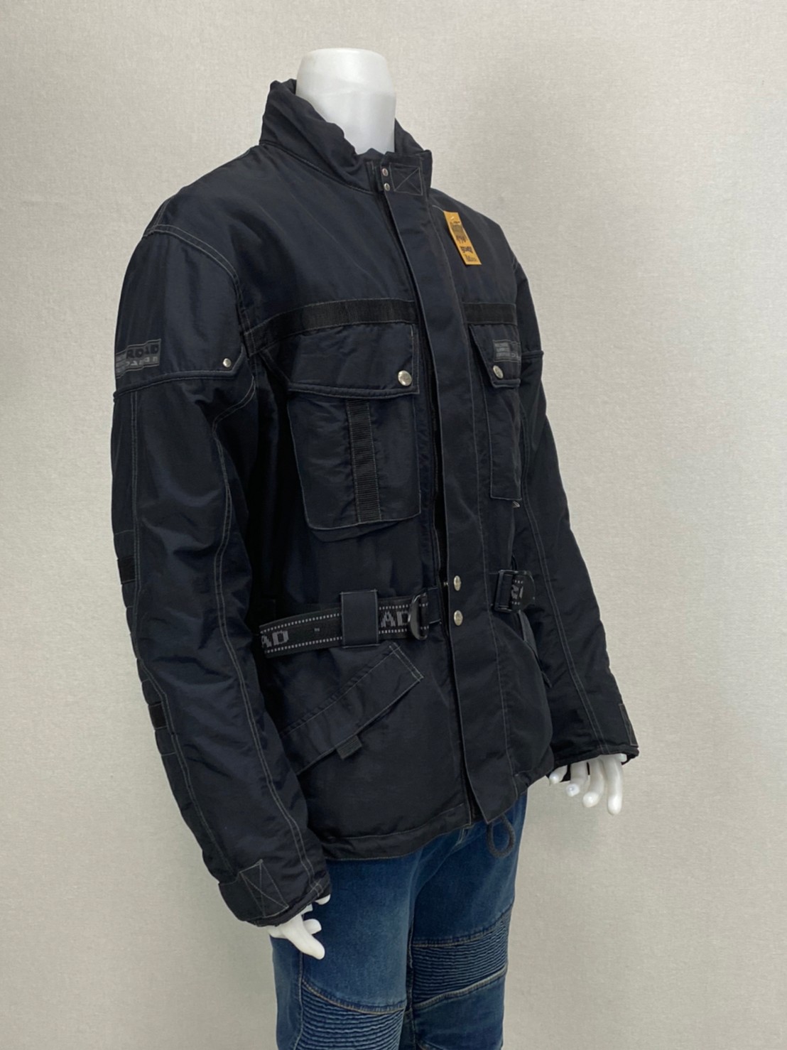 เสื้อขี่มอเตอร์ไซด์( มือสอง) RCTA 196 อก 50" ยาว 28" ยี่ห้อ**ROAD**