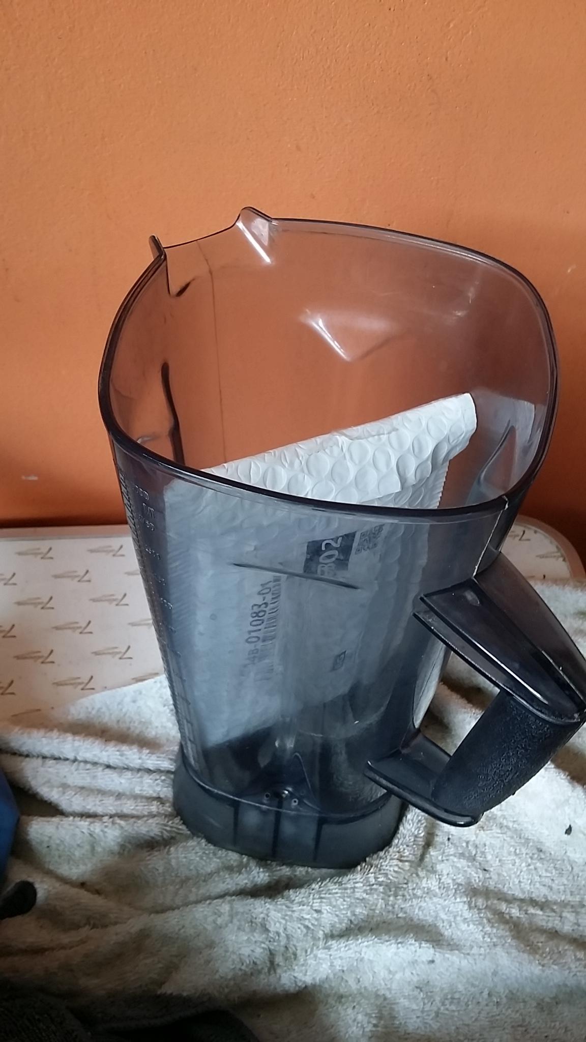 ซ่อมเครื่องปั่นสมูทตี้ ยี่ห้อ FORZER รุ่น FZ-30 อาการใบมีดไม่หมุน