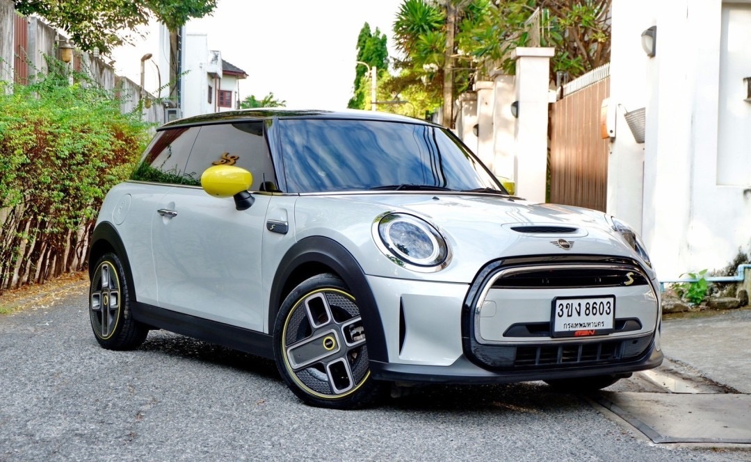 MINI Cooper SE LCI ปี 2021