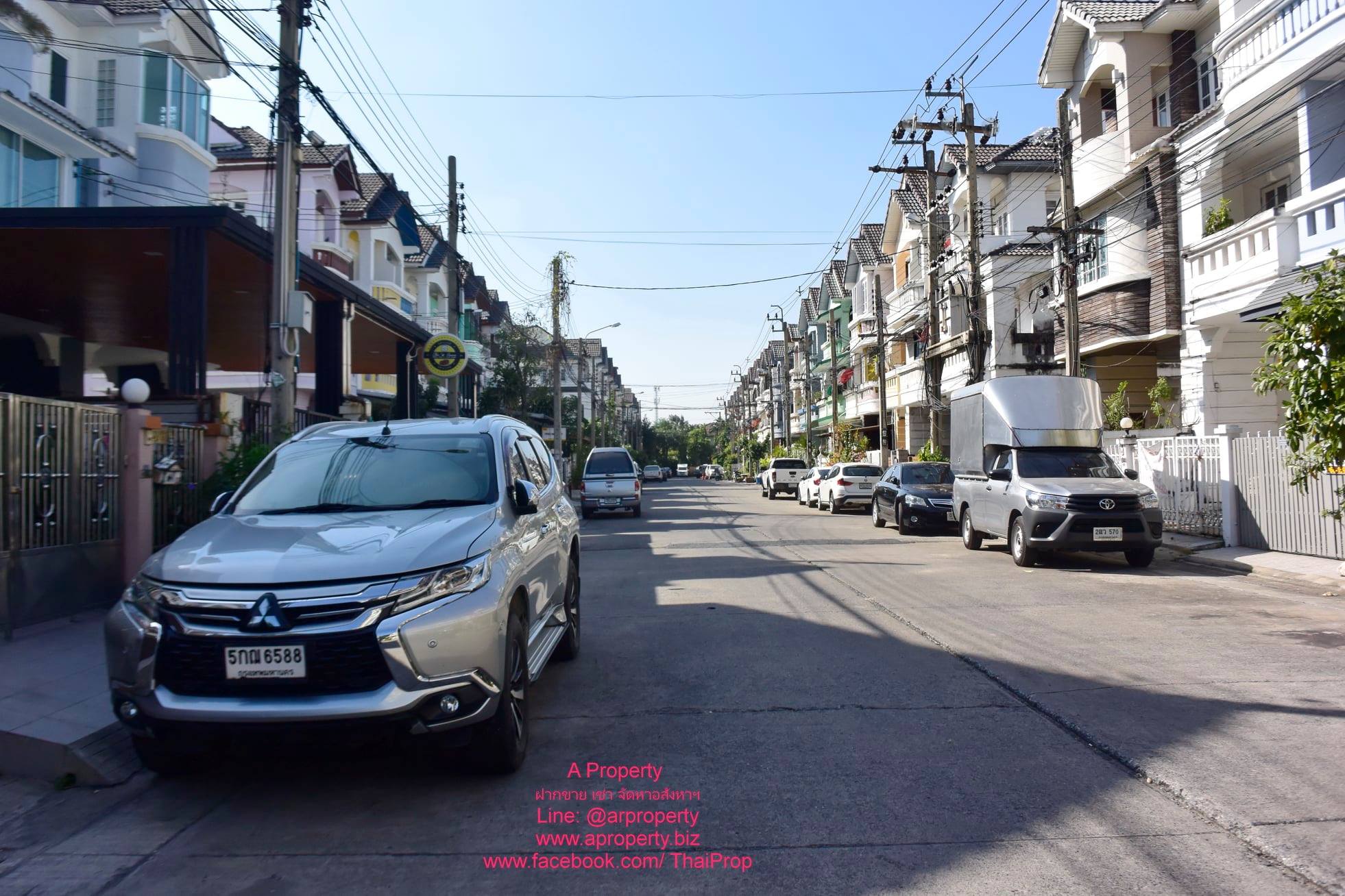 ให้เช่าบ้าน 3 ชั้น .ตรงข้ามเซ็นทรัลแจ้งวัฒนะ เลี้ยงสัตว์ได้