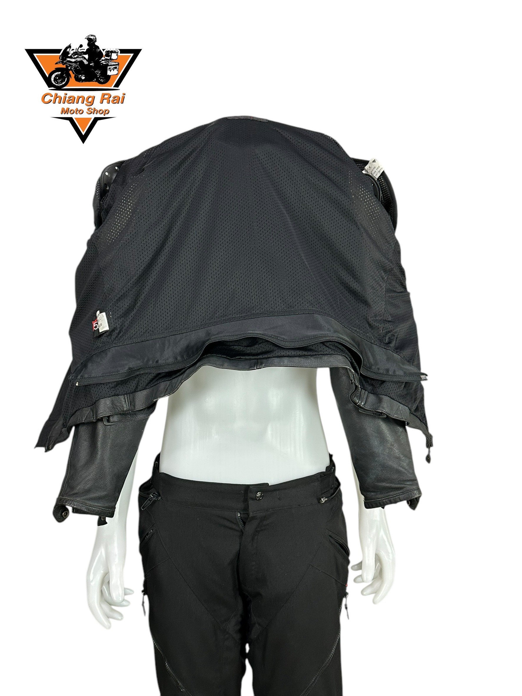เสื้อขี่มอเตอร์ไซด์( มือสอง) CRSB 001 : อก 42" ยาว 24" (M) **dainese**
