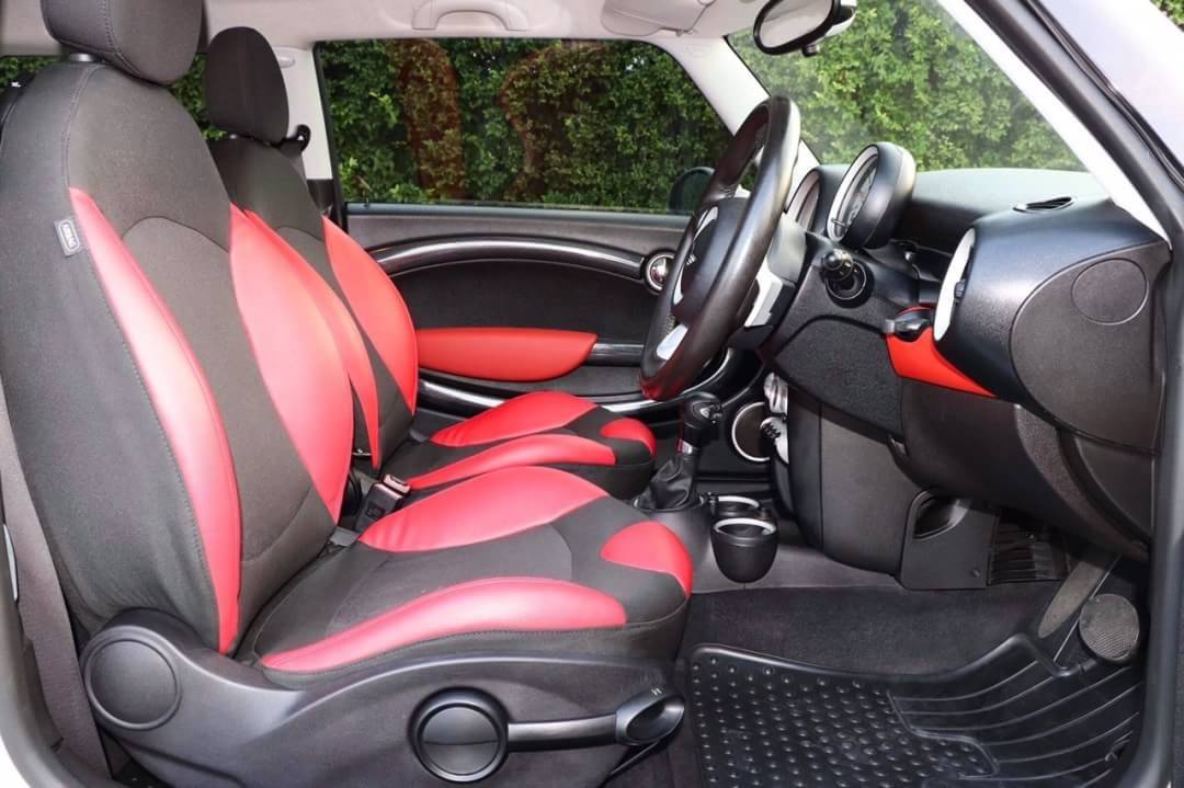MINI ONE Cooper RHD ปี 2010