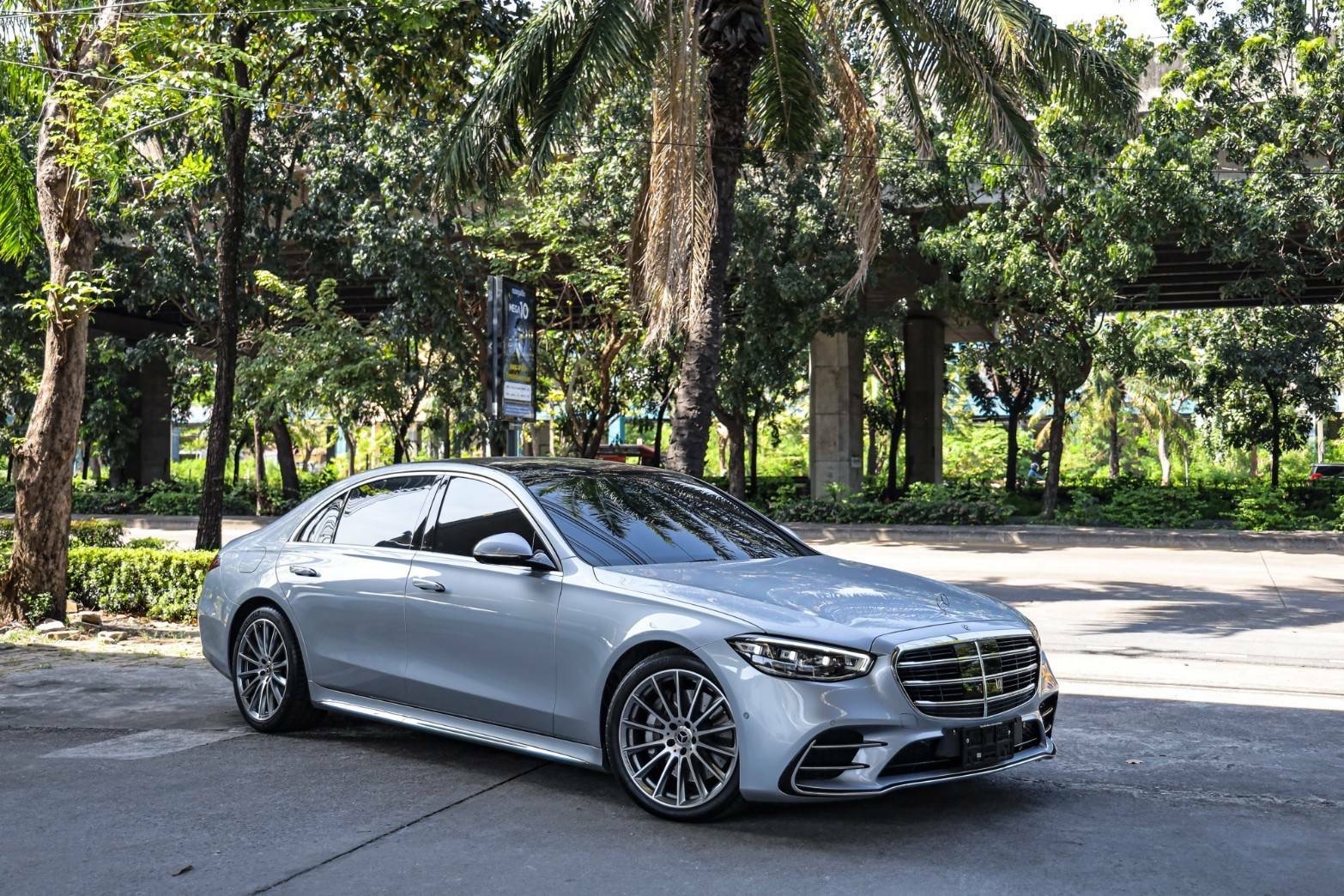 Mercedes Benz S350d AMG ปี 2022