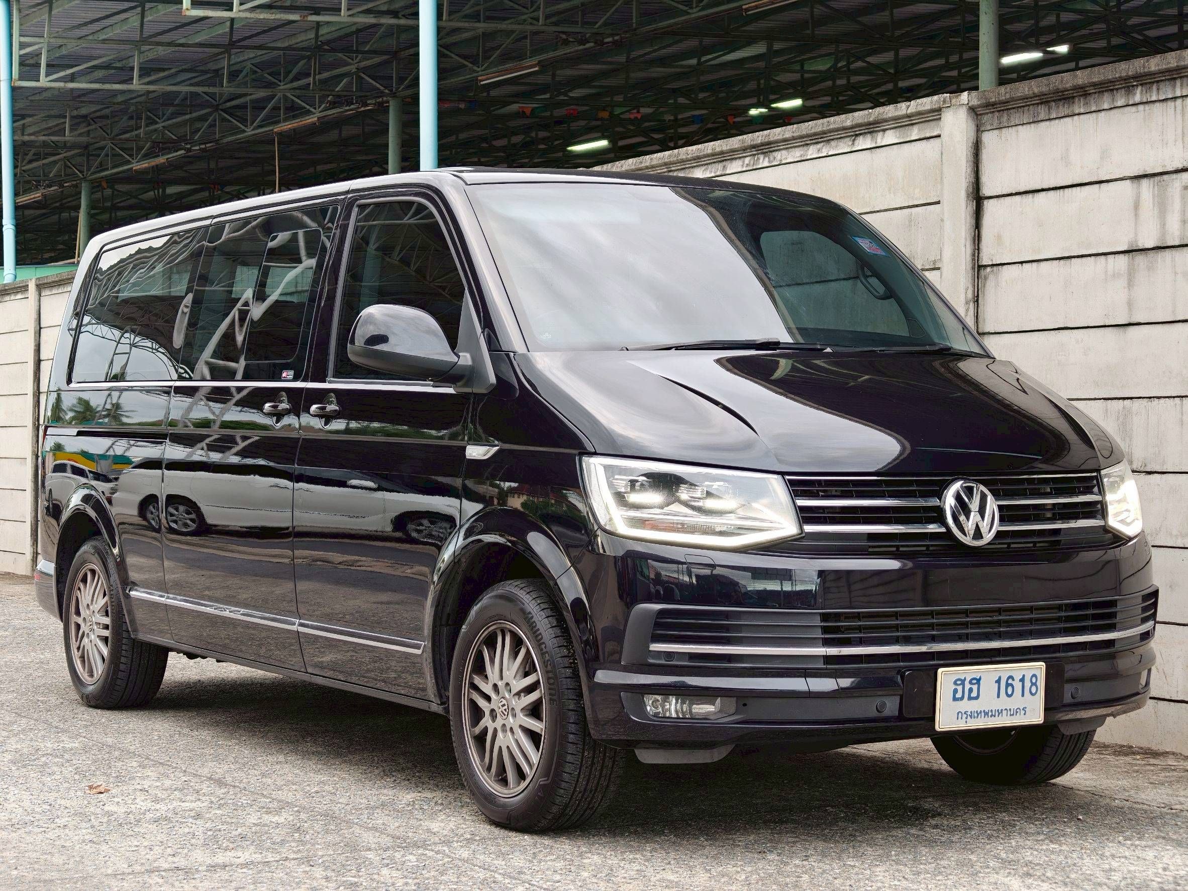 Volk Caravelle Comfortline ii T6 ปี 2018