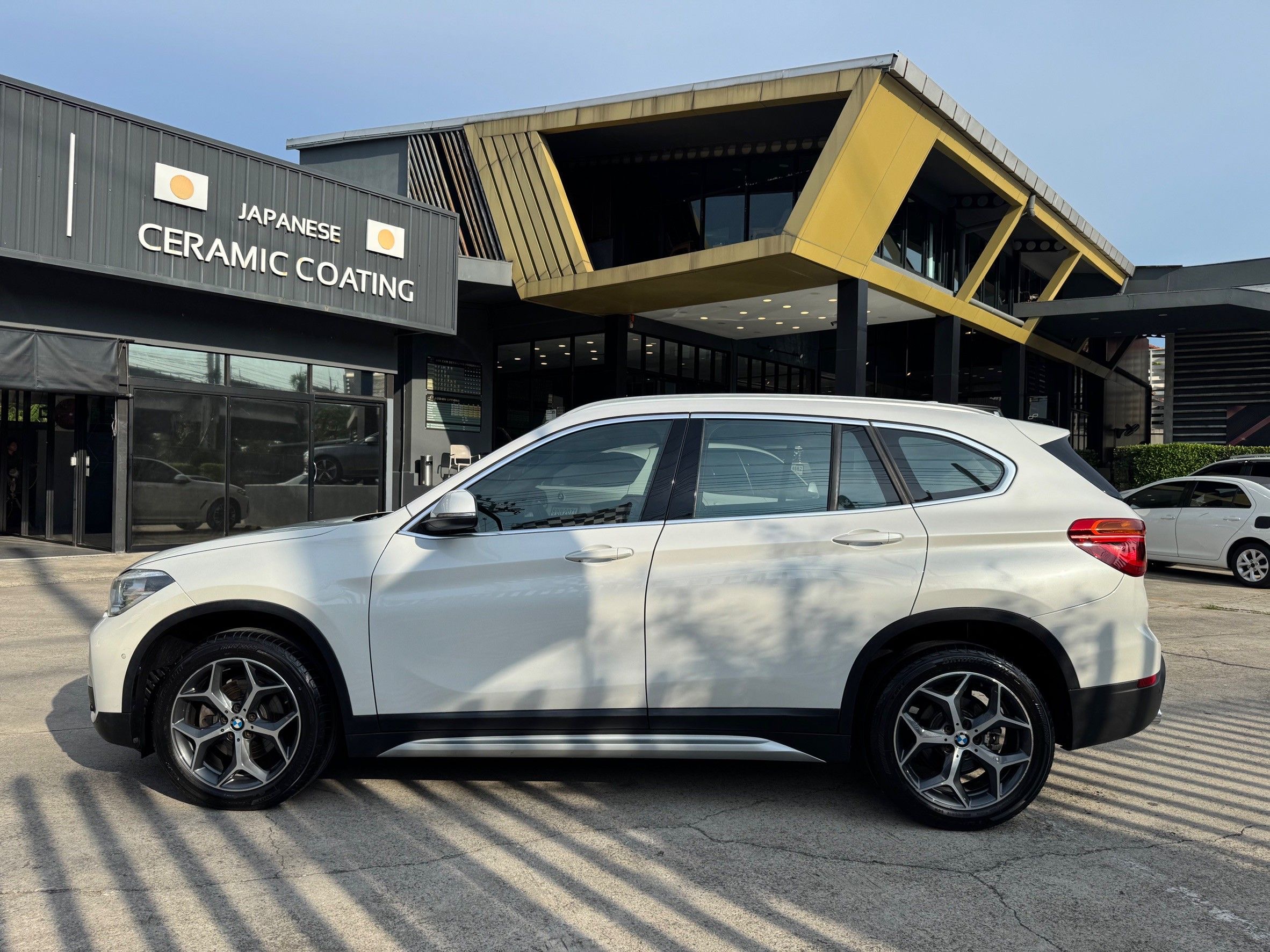 BMW X1 S Drive 1.8 i XLine สีขาว ปี2017