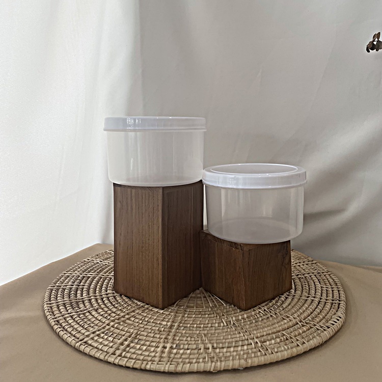 (กล่องละ45ใบ)กระปุกพลาสติก ขนาดบรรจุ500กรัม ฝาสีขาว ราคาใบละ8.50บ.