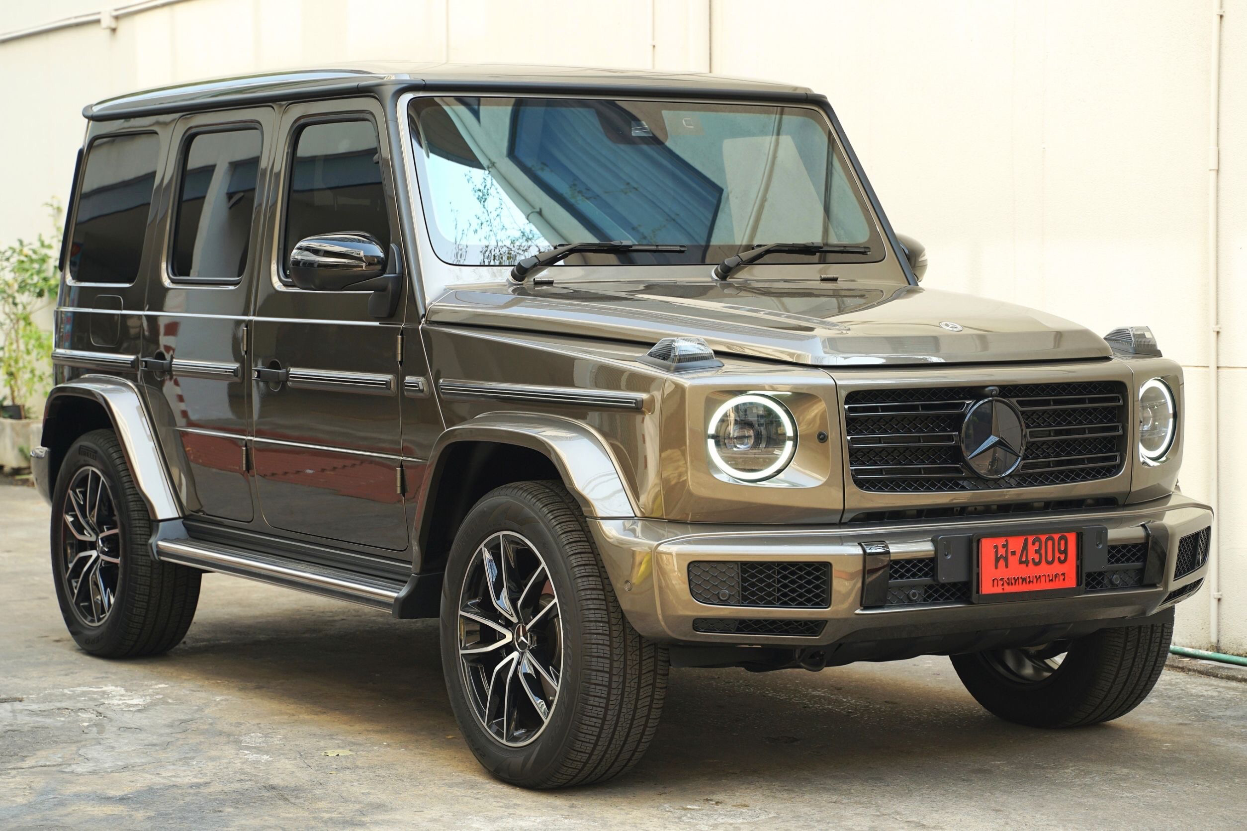 Mercedes Benz G400d G Manufaktur AMG Night Package (UK Spec) ปี 2022
